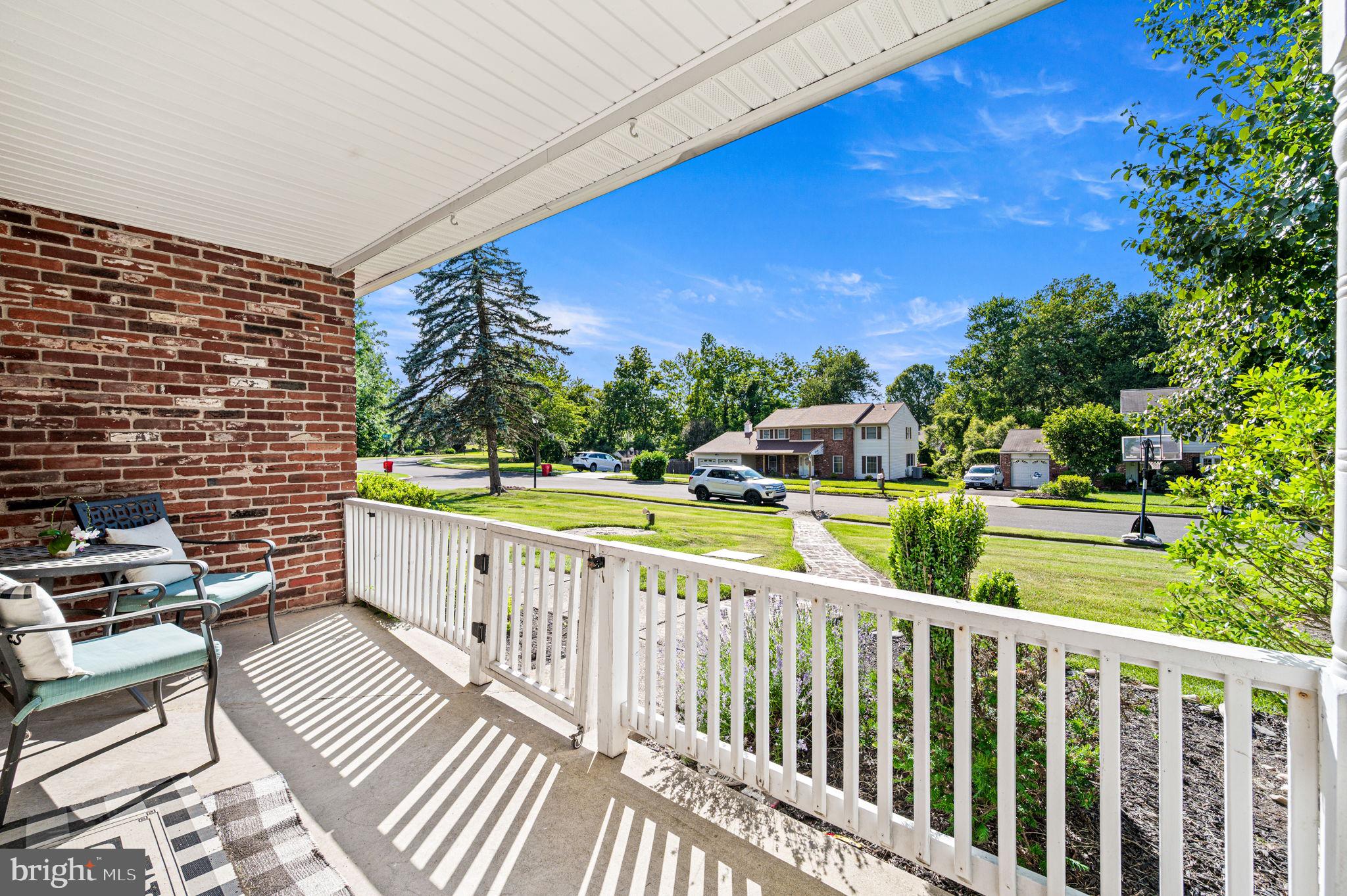 IVY WOODS - Residential