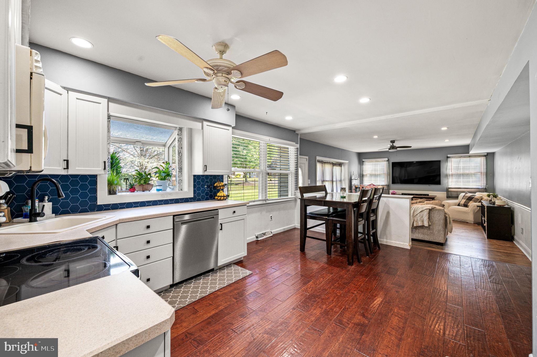 IVY WOODS - Residential