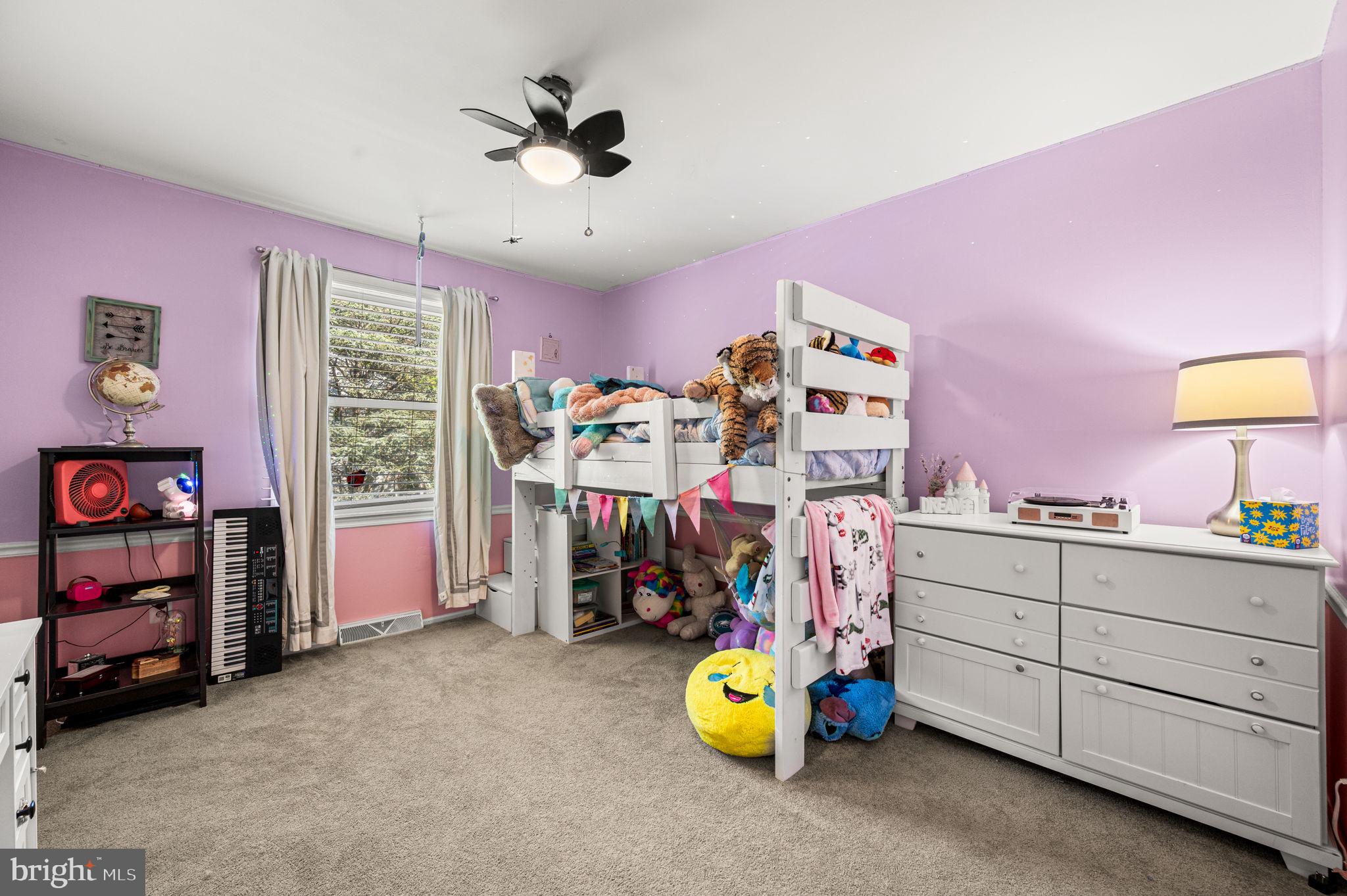 IVY WOODS - Residential