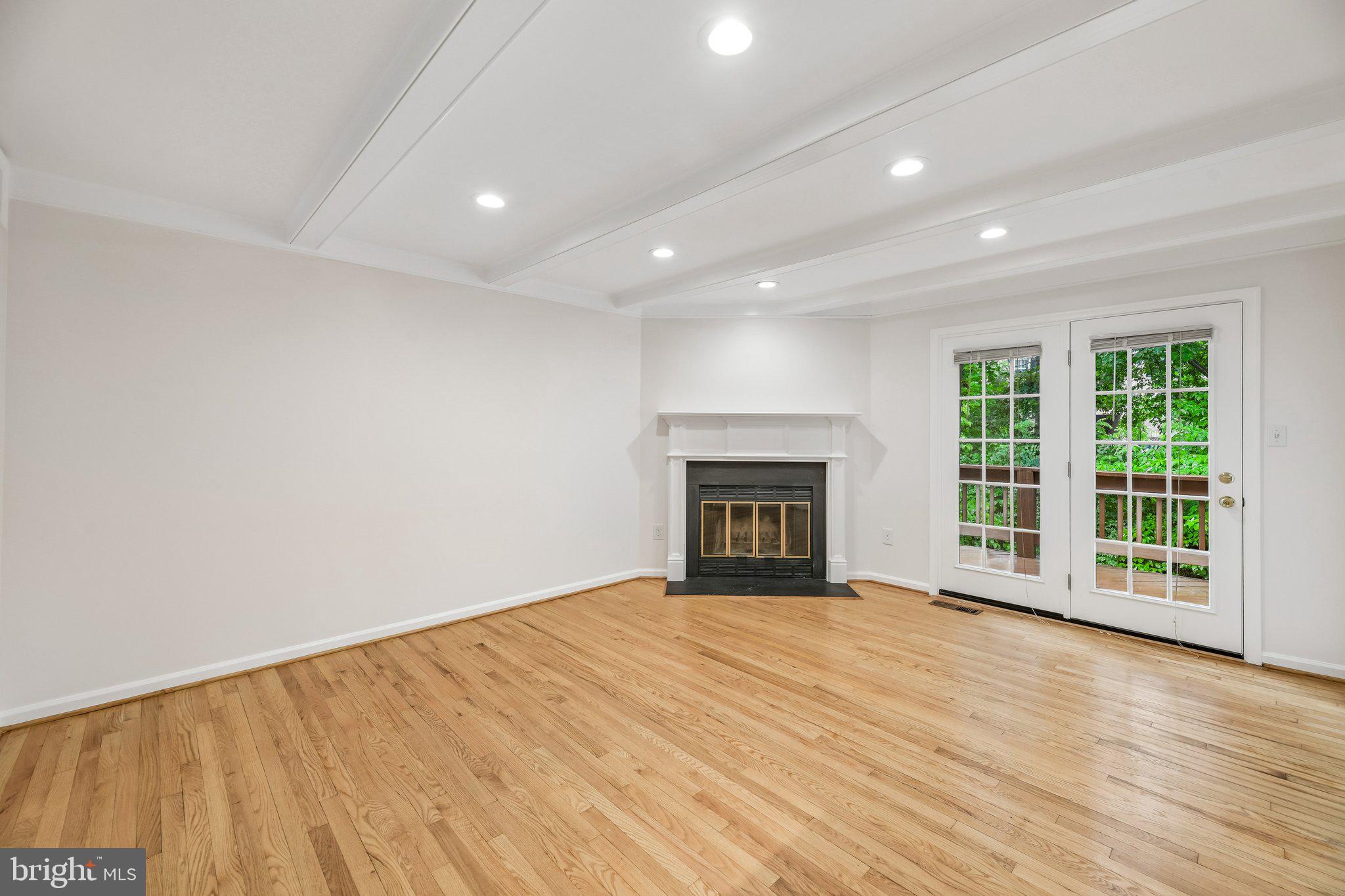 TUCKERMAN STATION - Residential