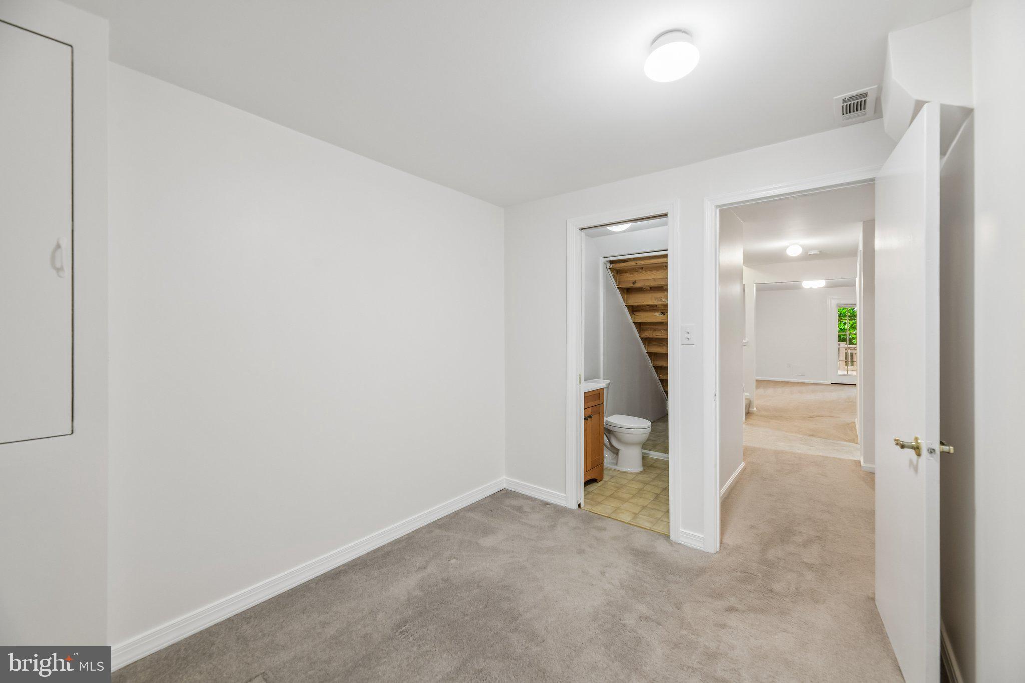 TUCKERMAN STATION - Residential