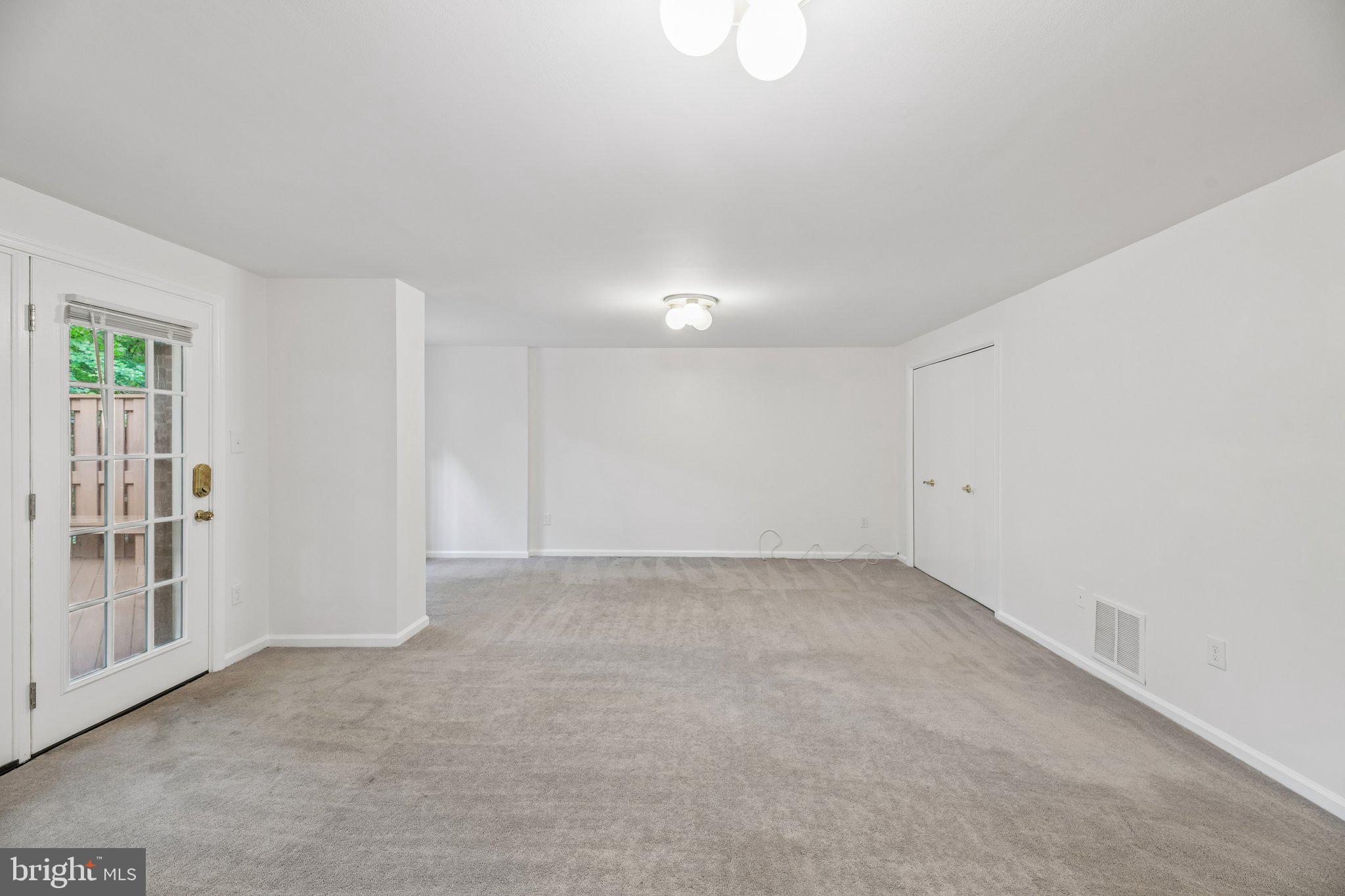 TUCKERMAN STATION - Residential
