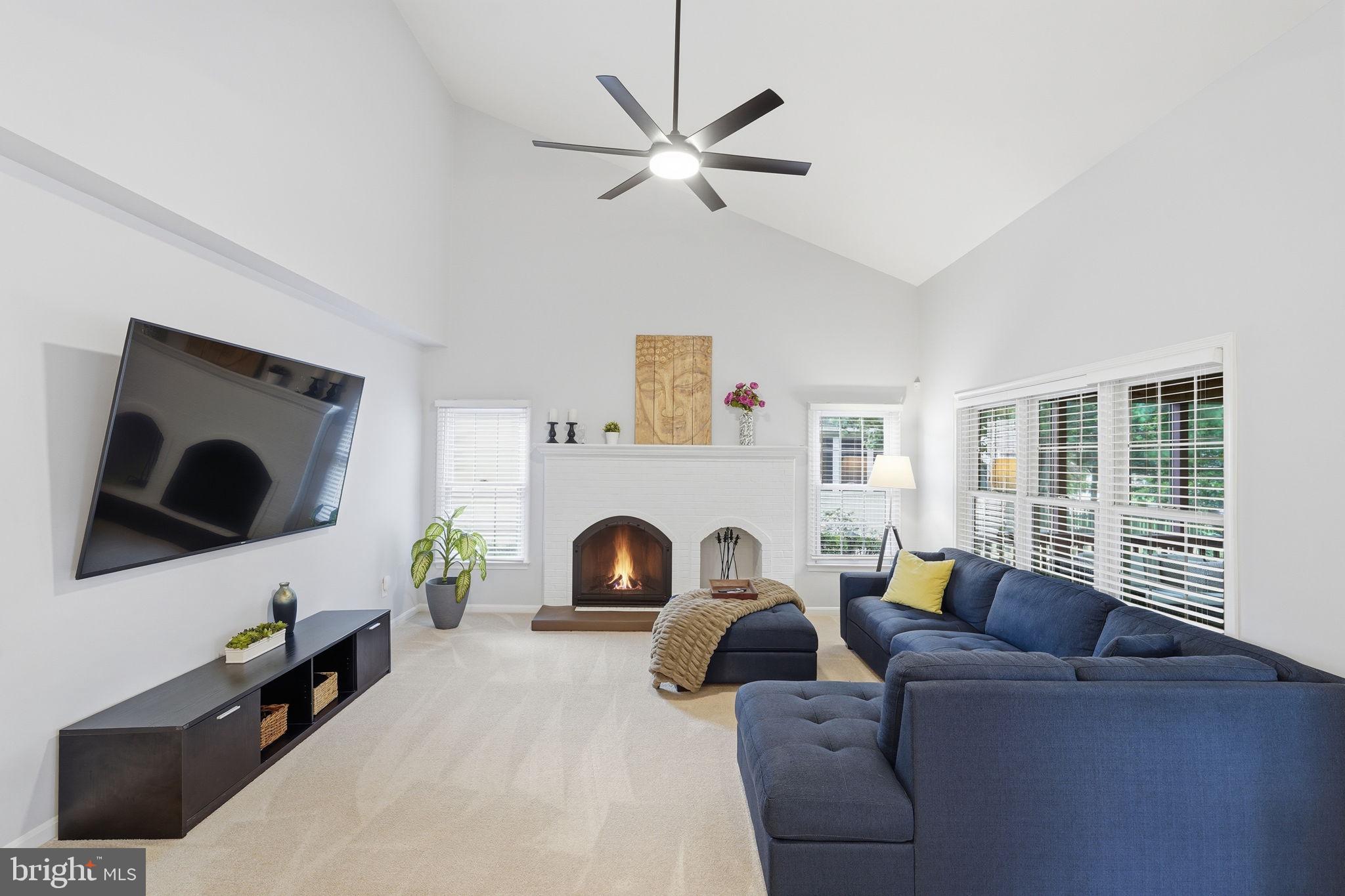 ASHBURN FARM - Residential