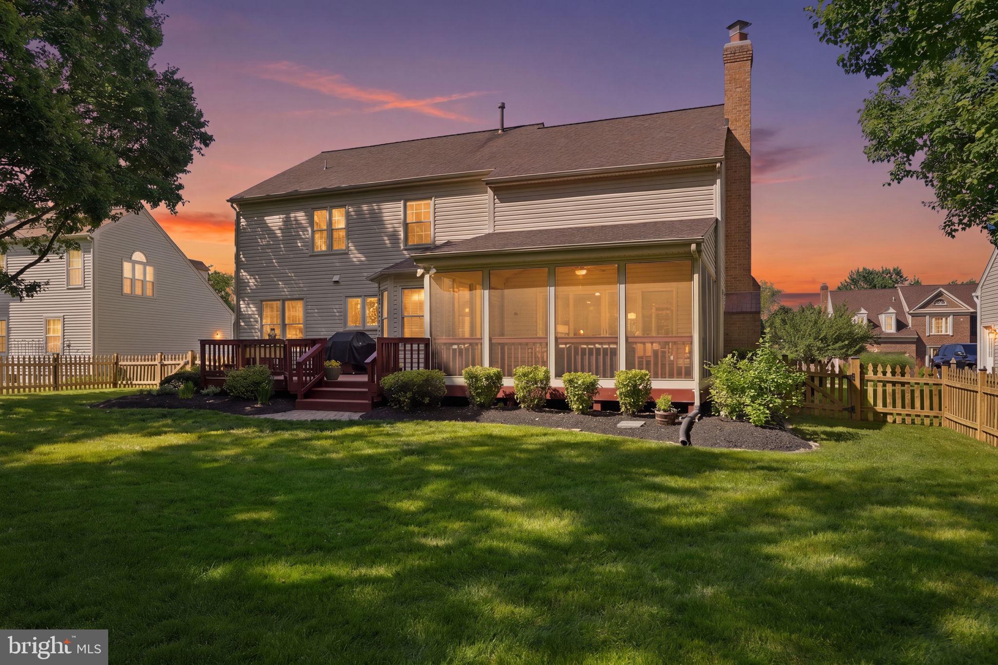 ASHBURN FARM - Residential