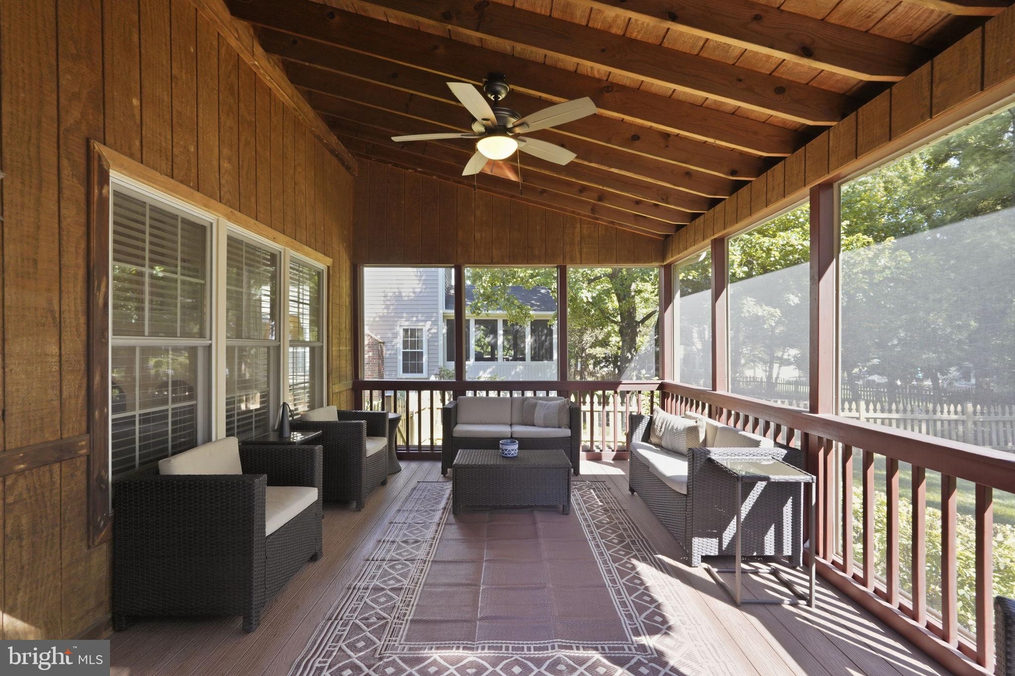ASHBURN FARM - Residential
