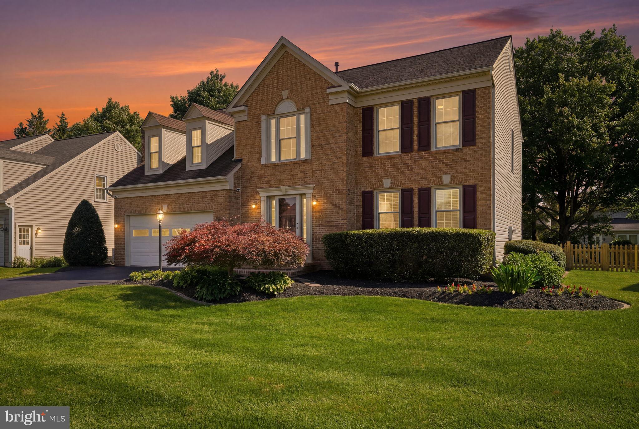 ASHBURN FARM - Residential