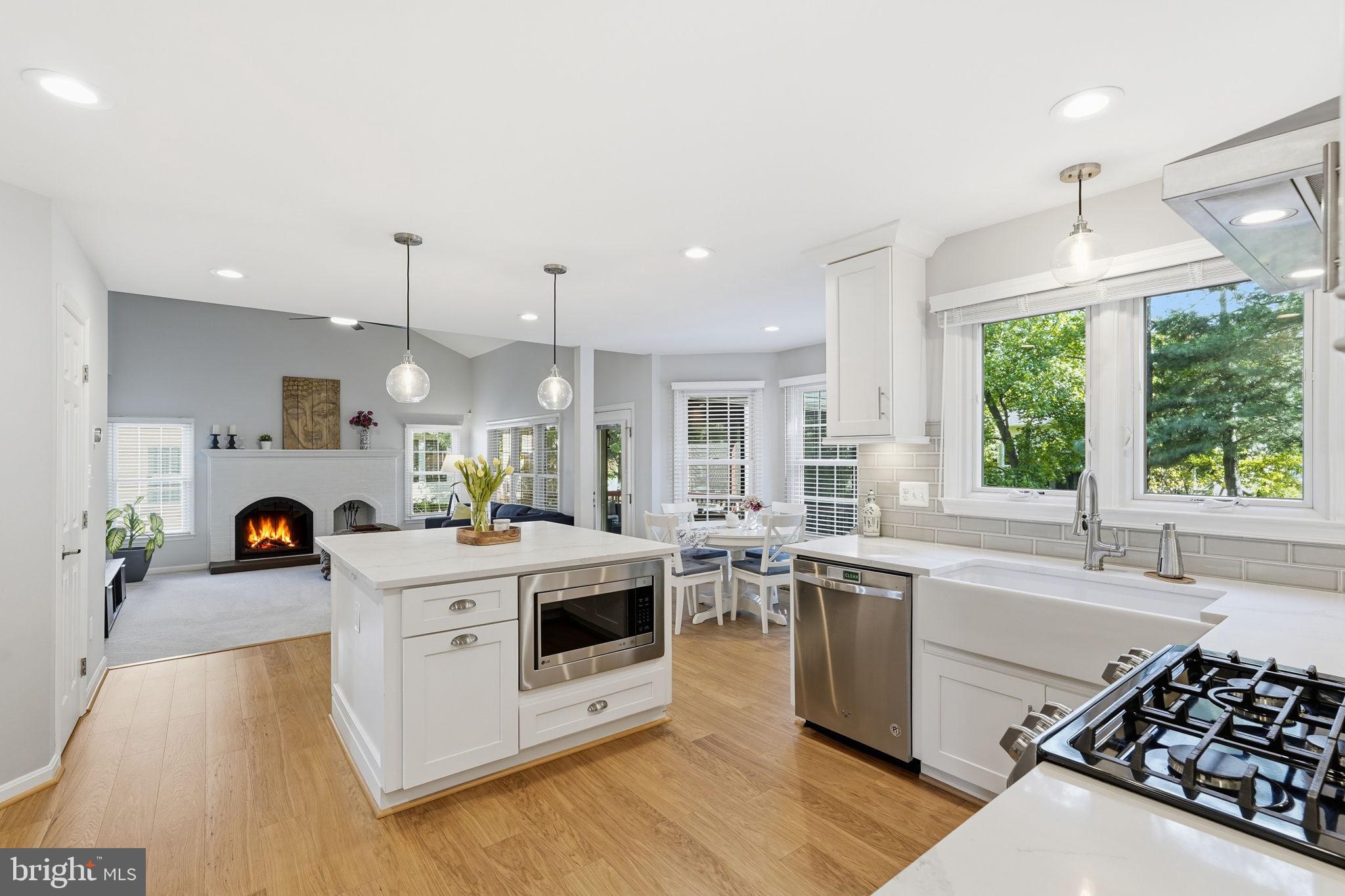ASHBURN FARM - Residential