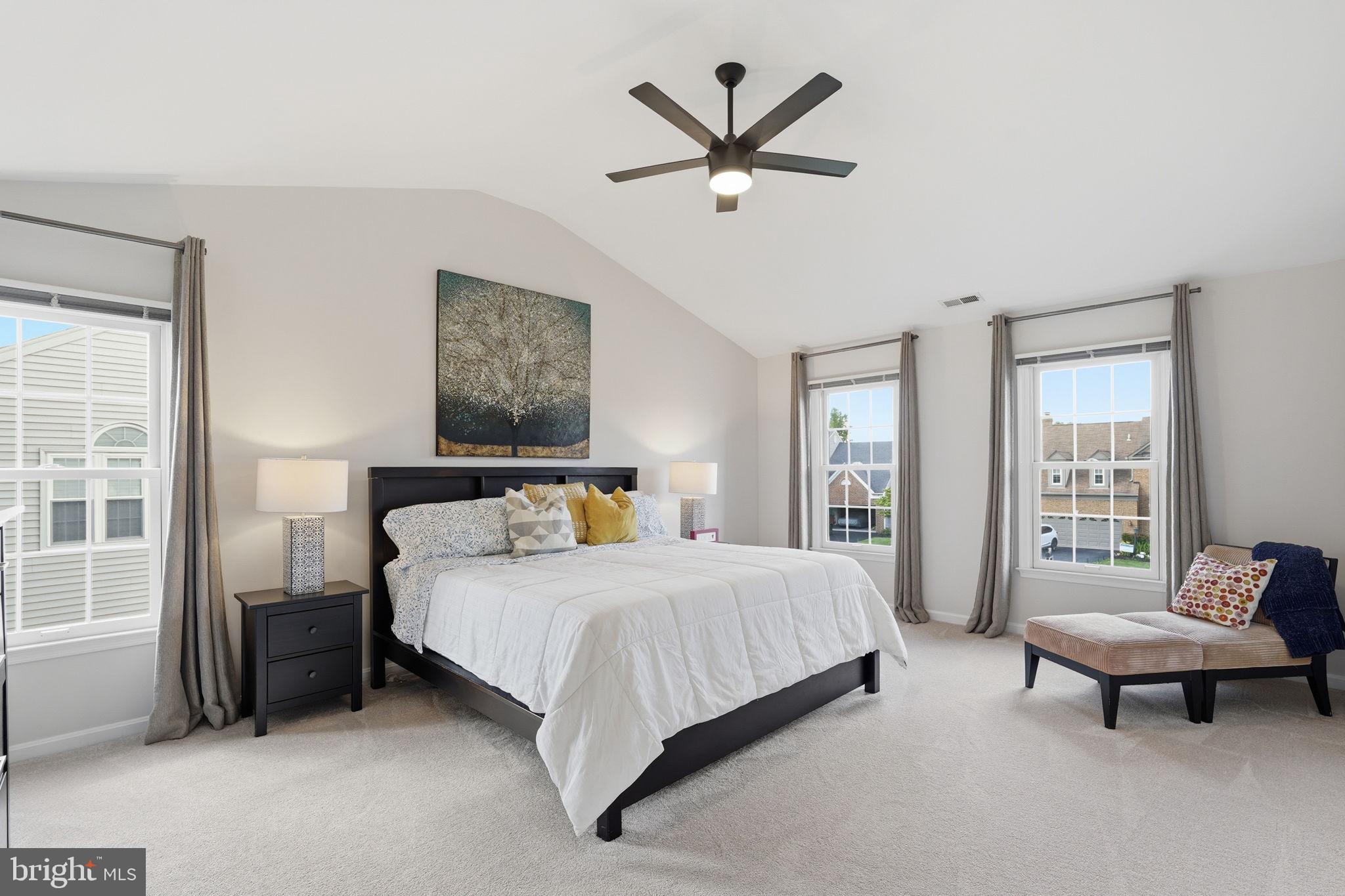 ASHBURN FARM - Residential