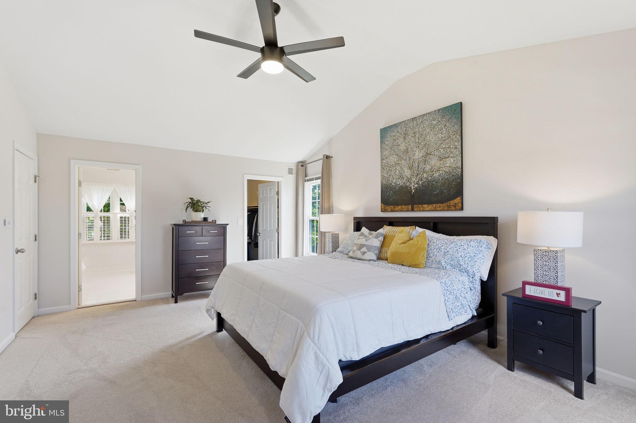 ASHBURN FARM - Residential