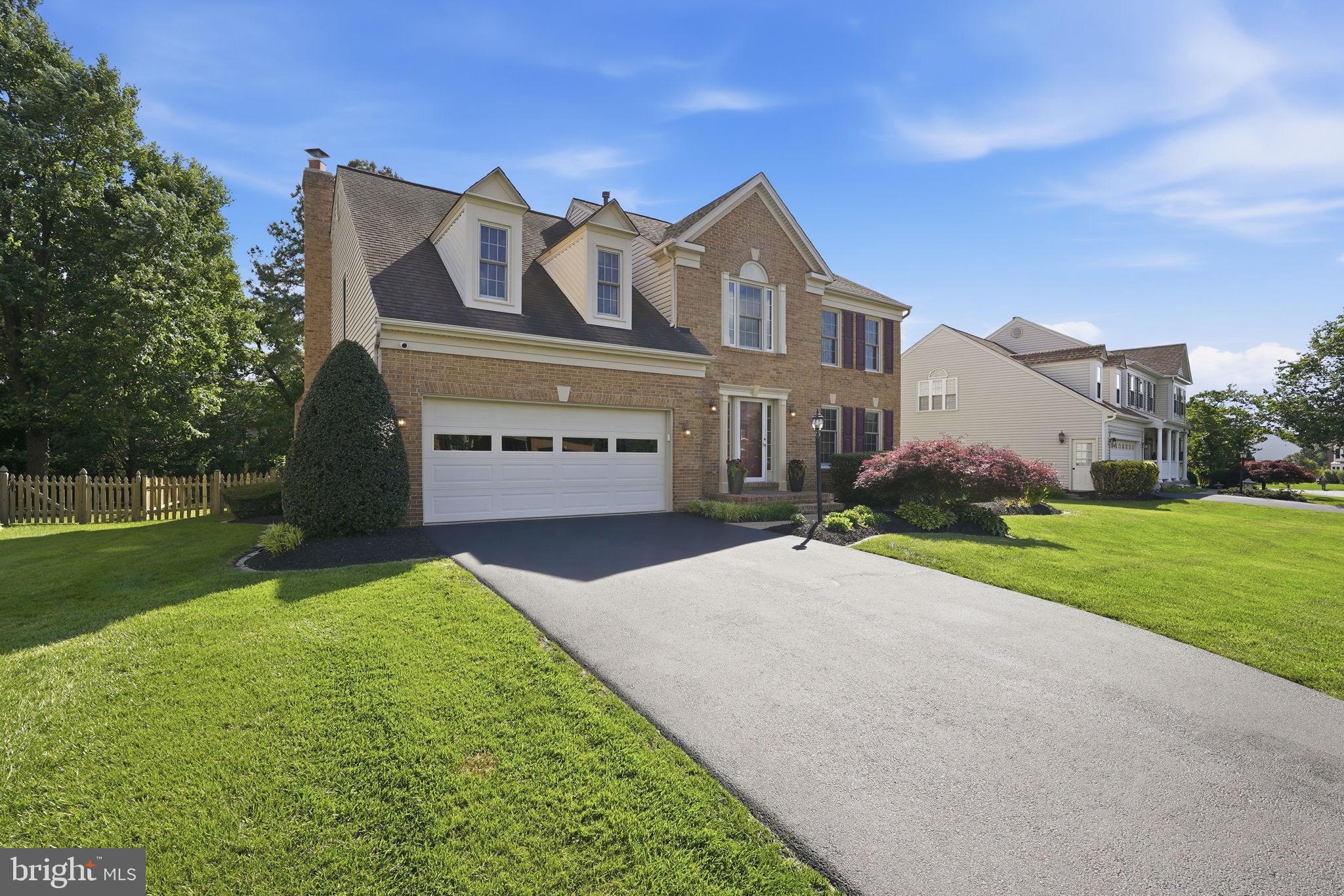 ASHBURN FARM - Residential