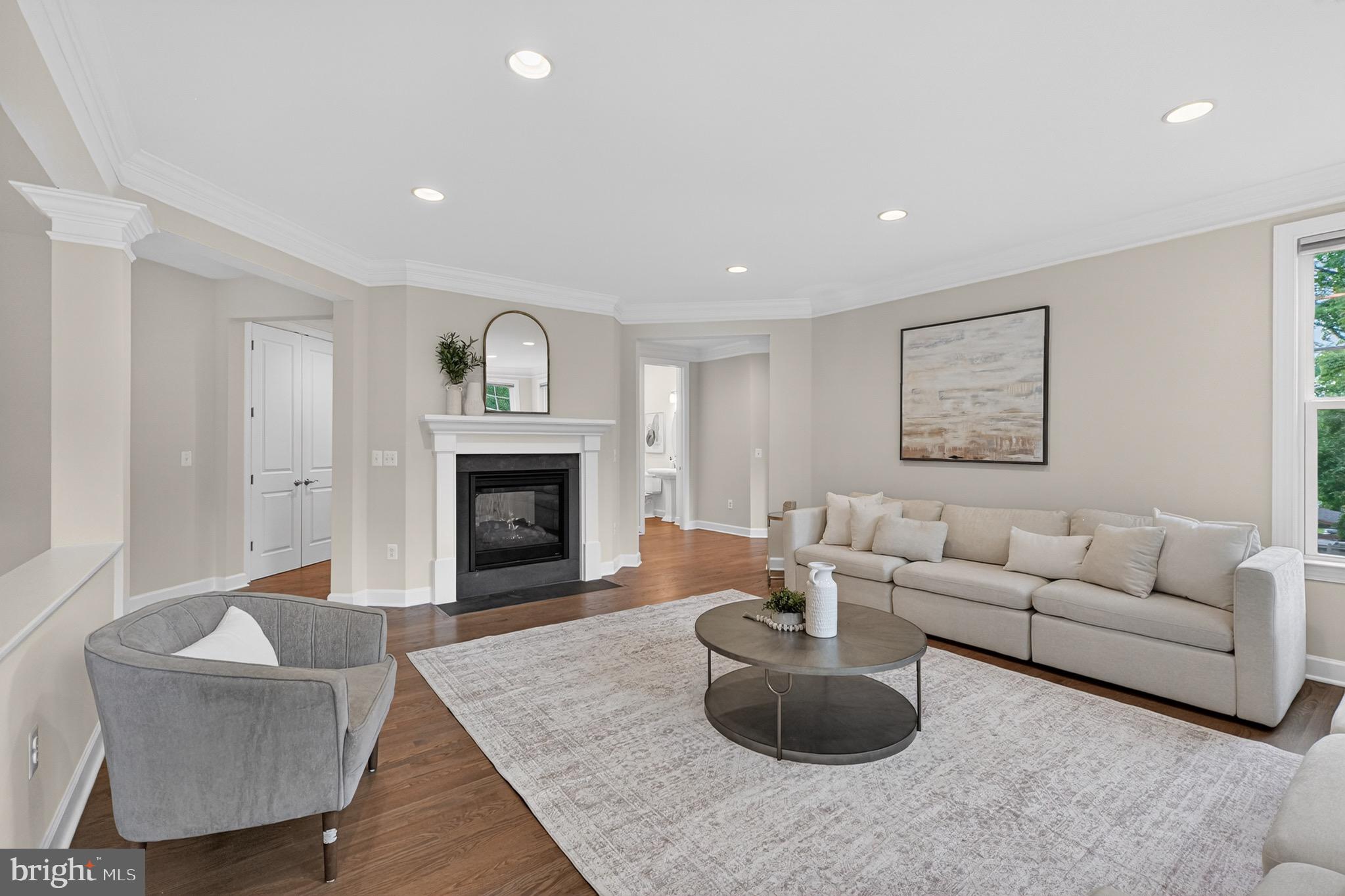 SHREVEWOOD - Residential