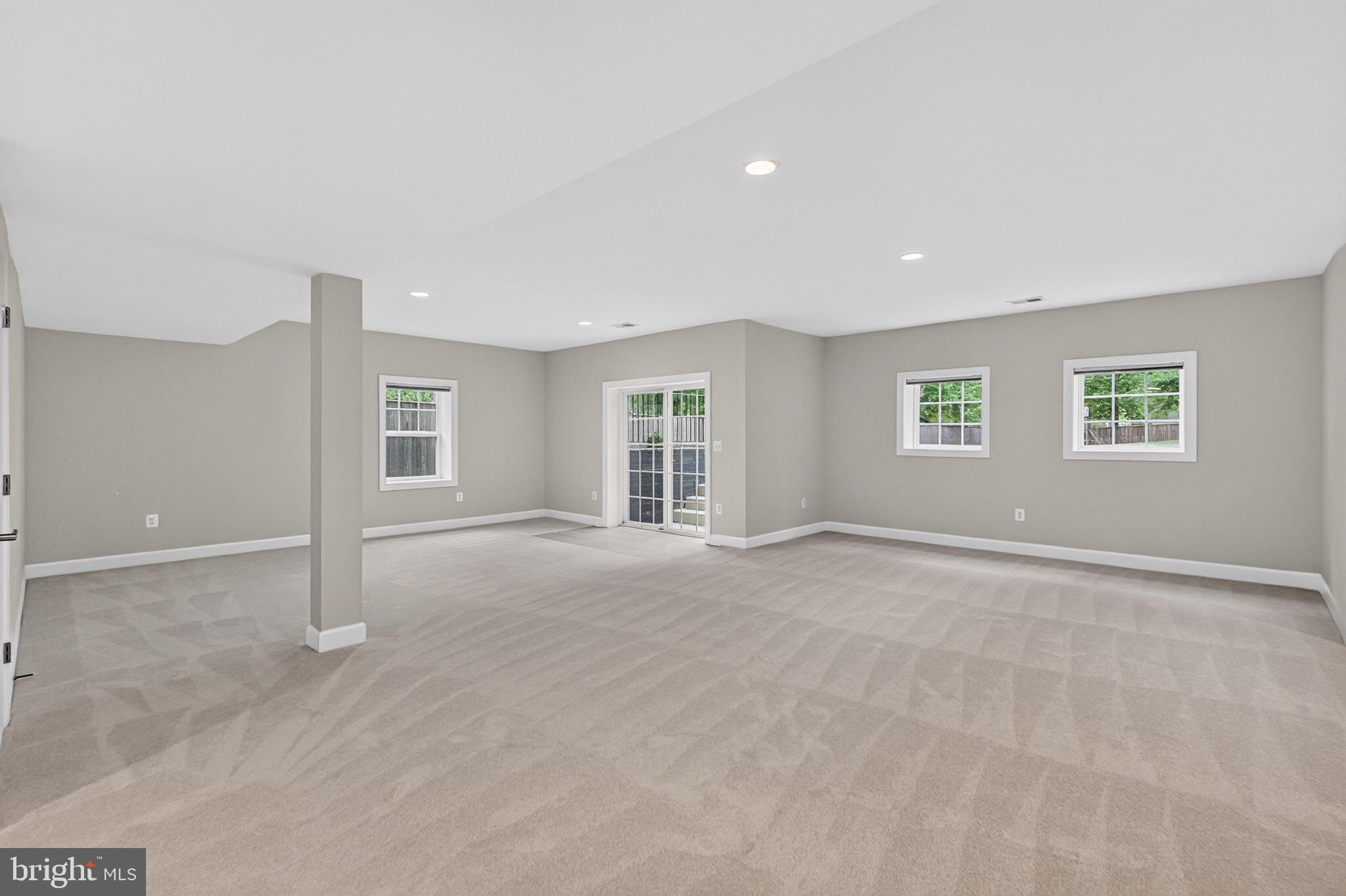 SHREVEWOOD - Residential