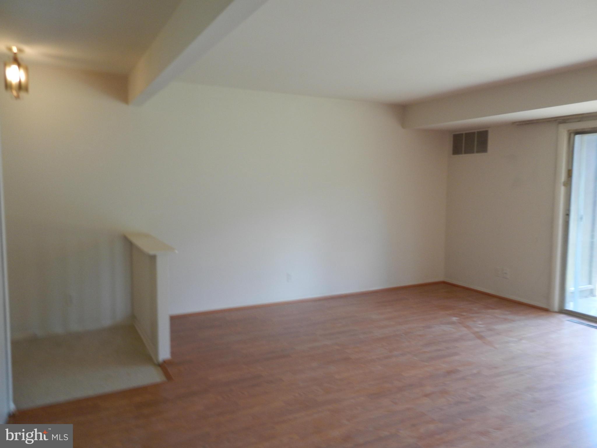 HICKORY HILLS CONDOMINIUMS - Residential Lease