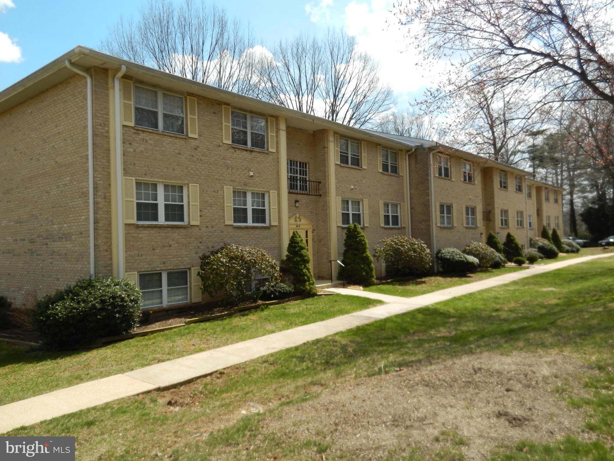 HICKORY HILLS CONDOMINIUMS - Residential Lease