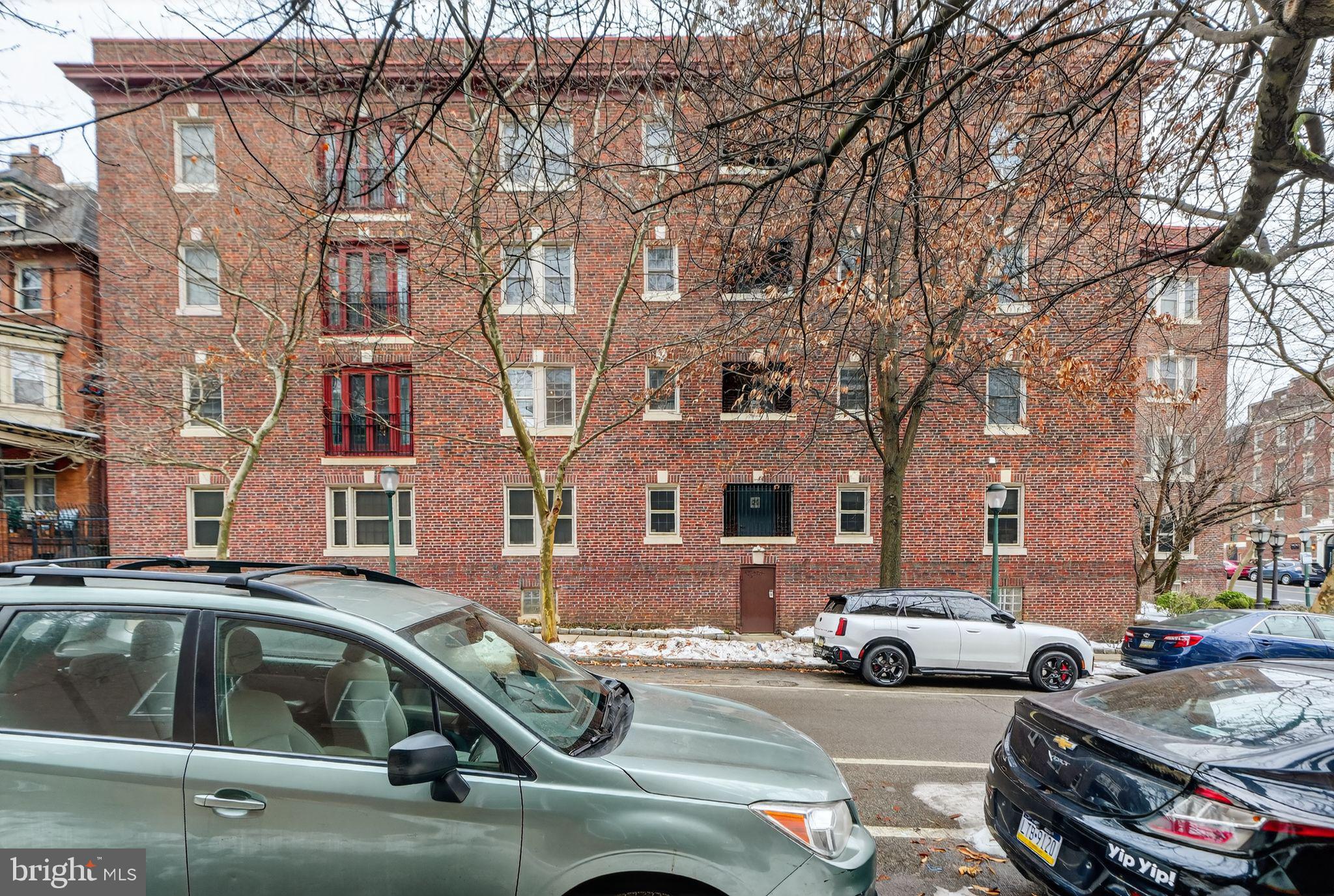 UNIVERSITY CITY - Residential