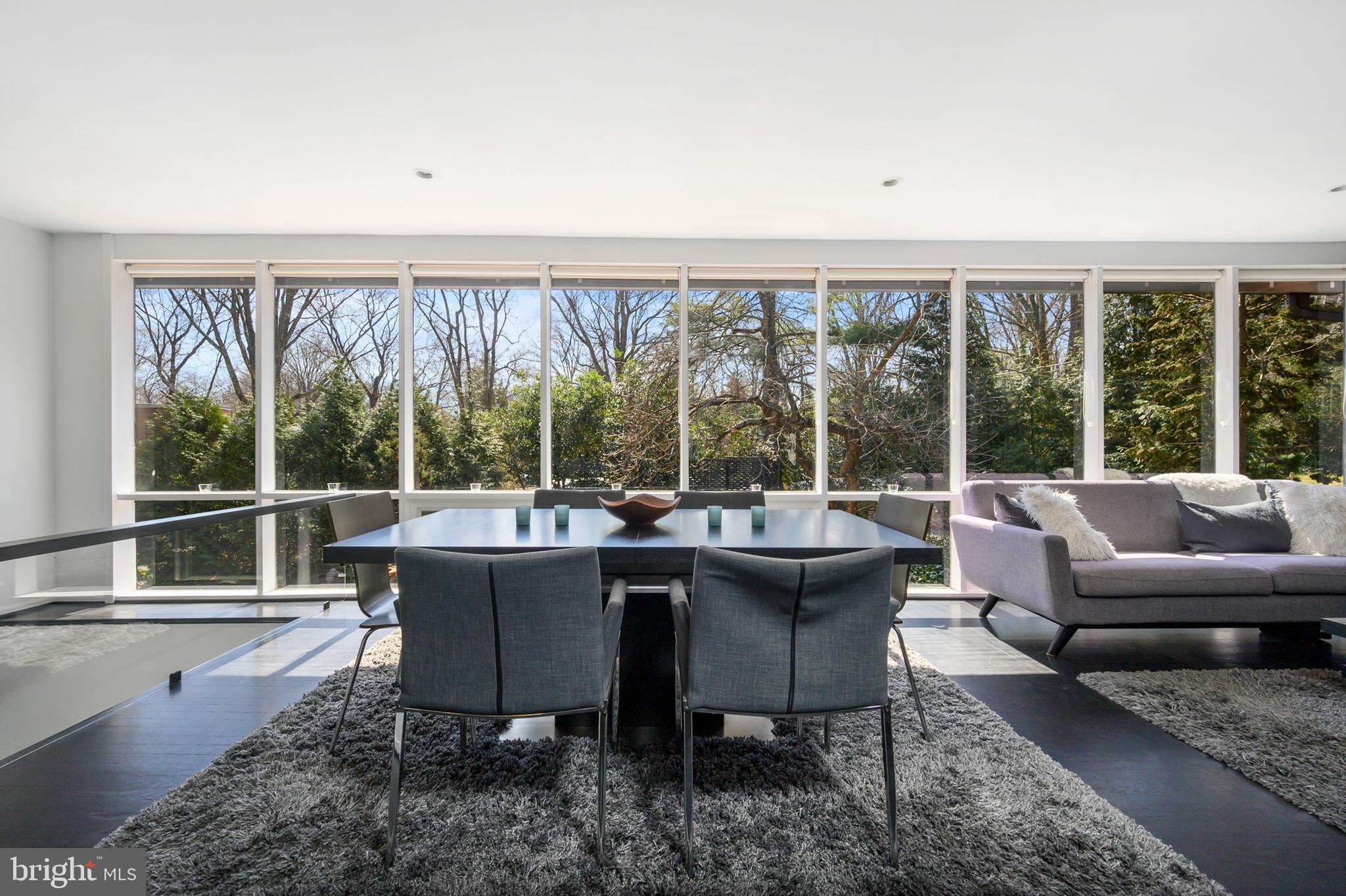 HOLLIN HILLS - Residential