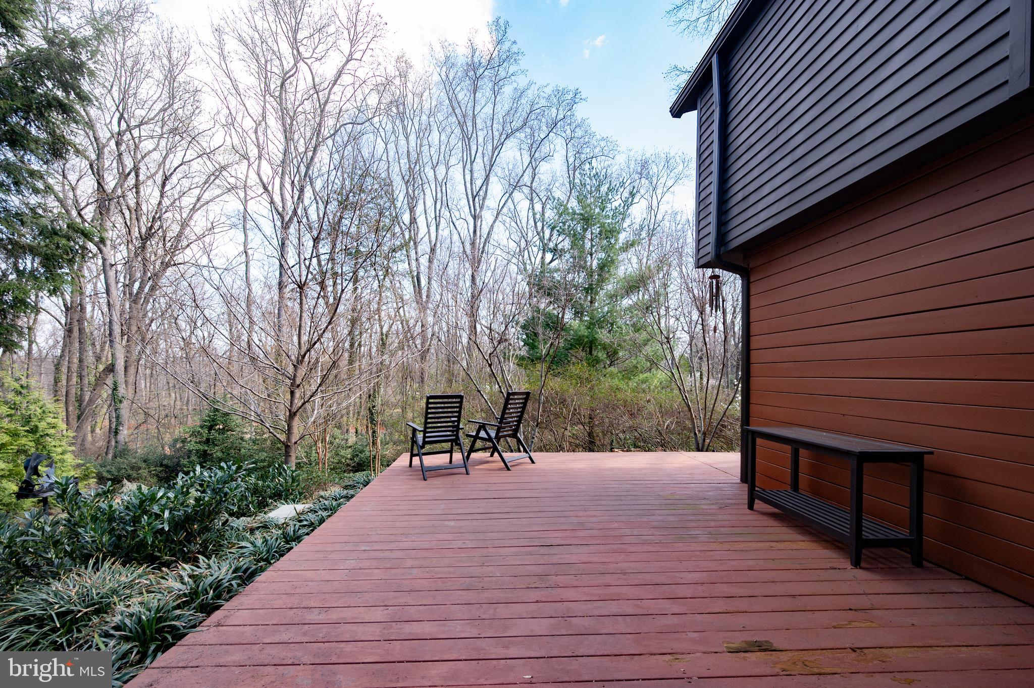 HOLLIN HILLS - Residential