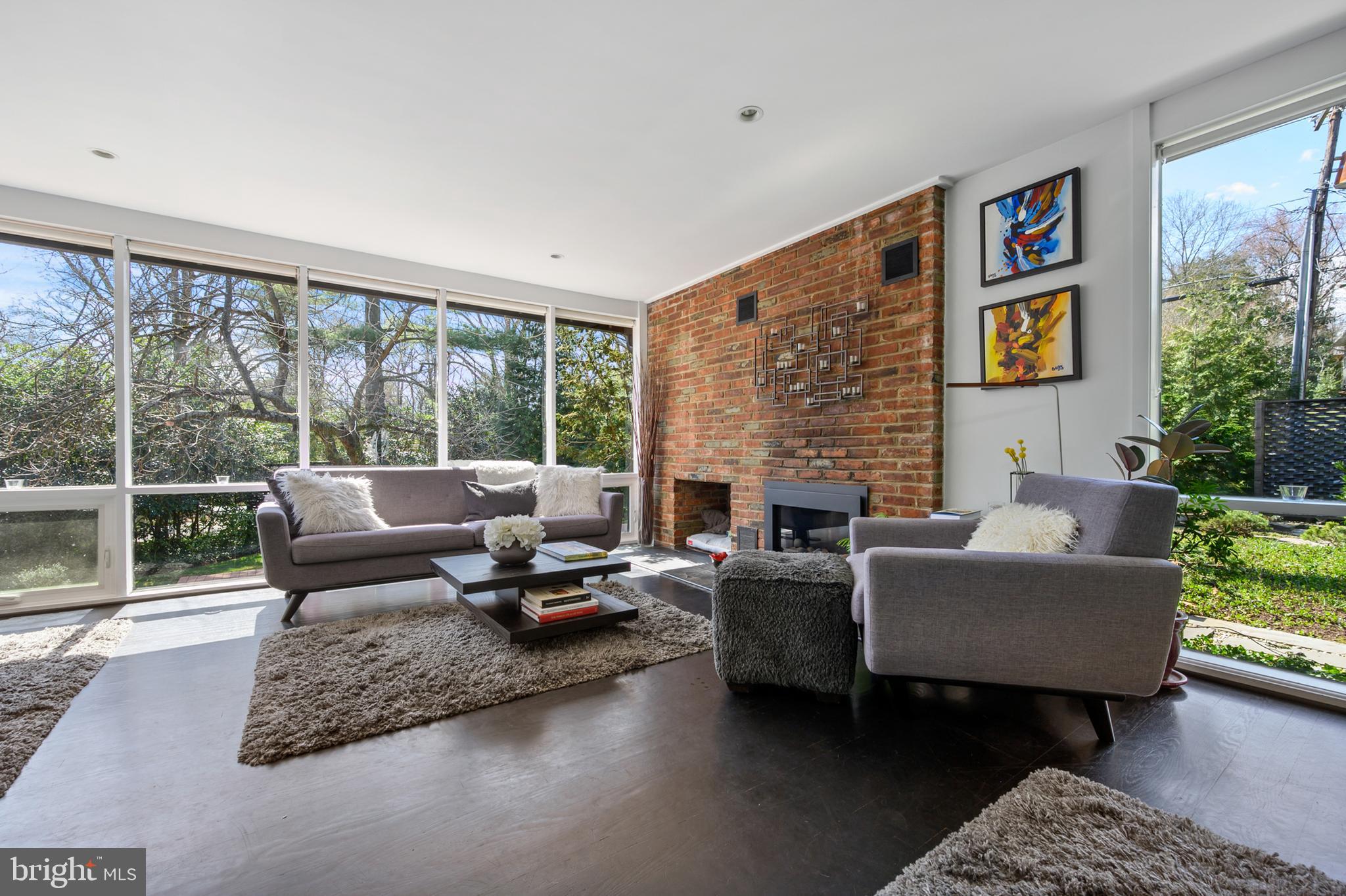 HOLLIN HILLS - Residential