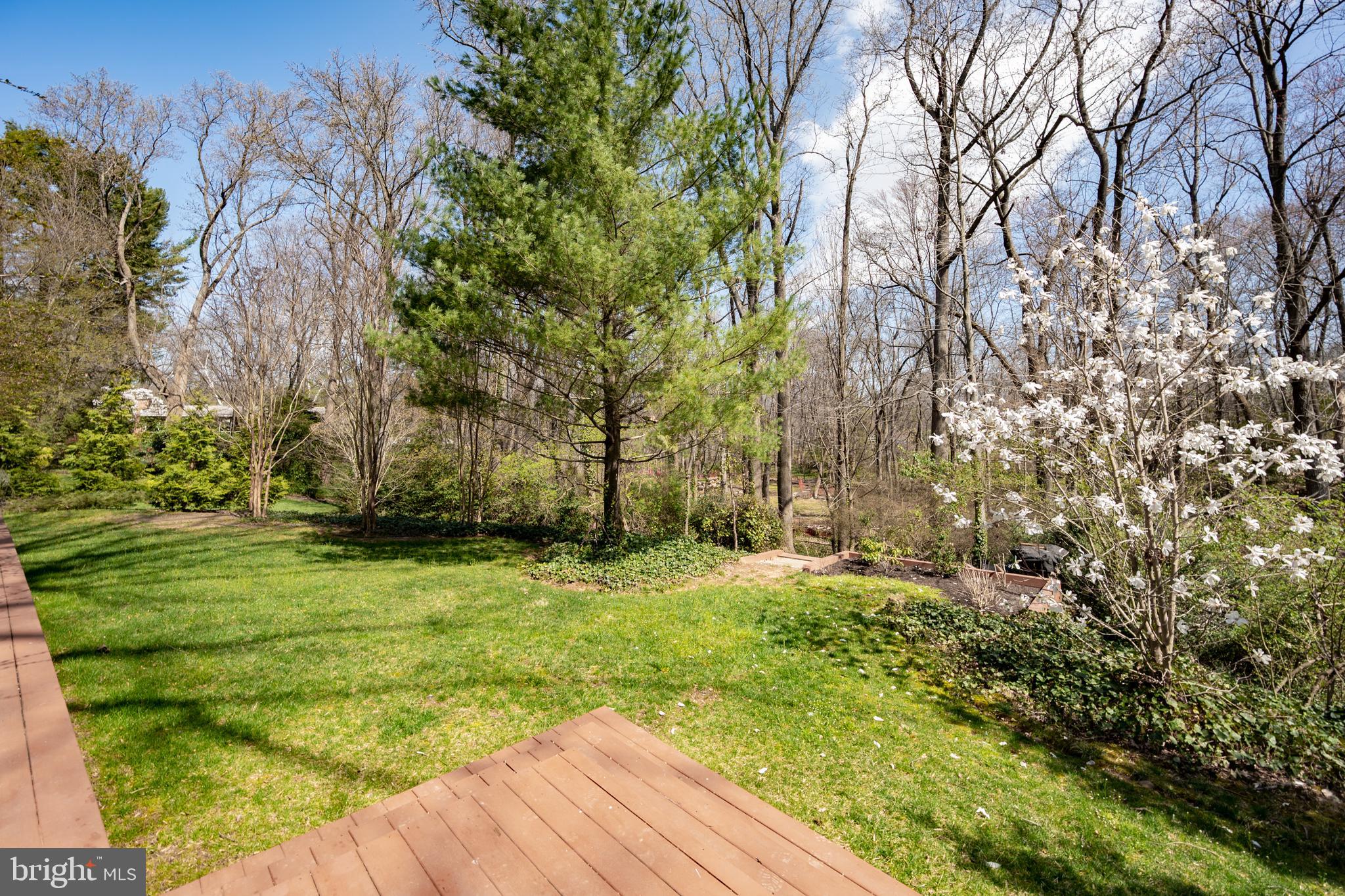 HOLLIN HILLS - Residential