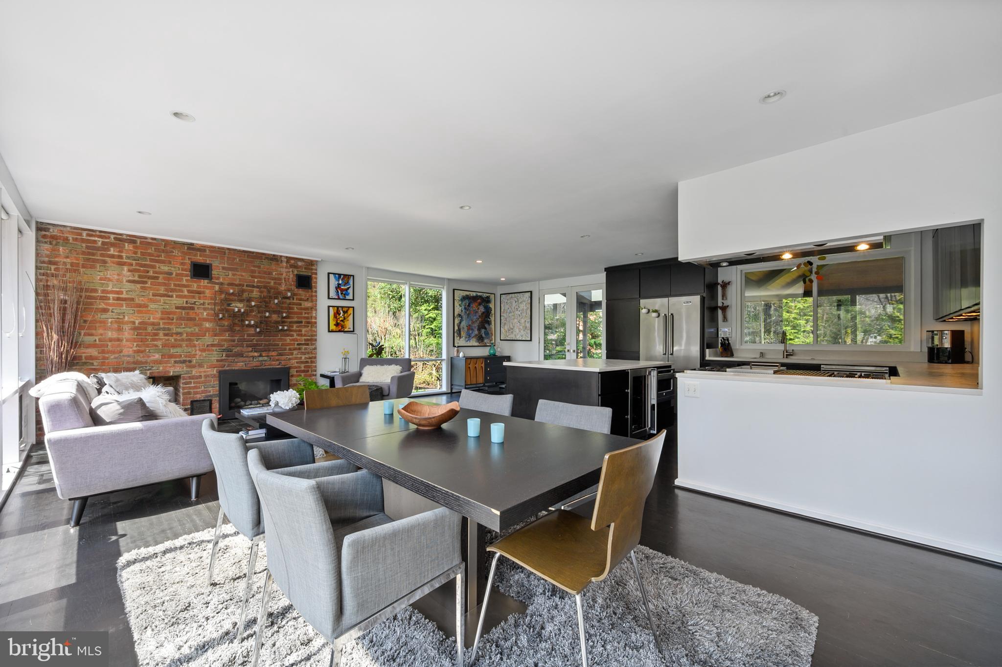 HOLLIN HILLS - Residential