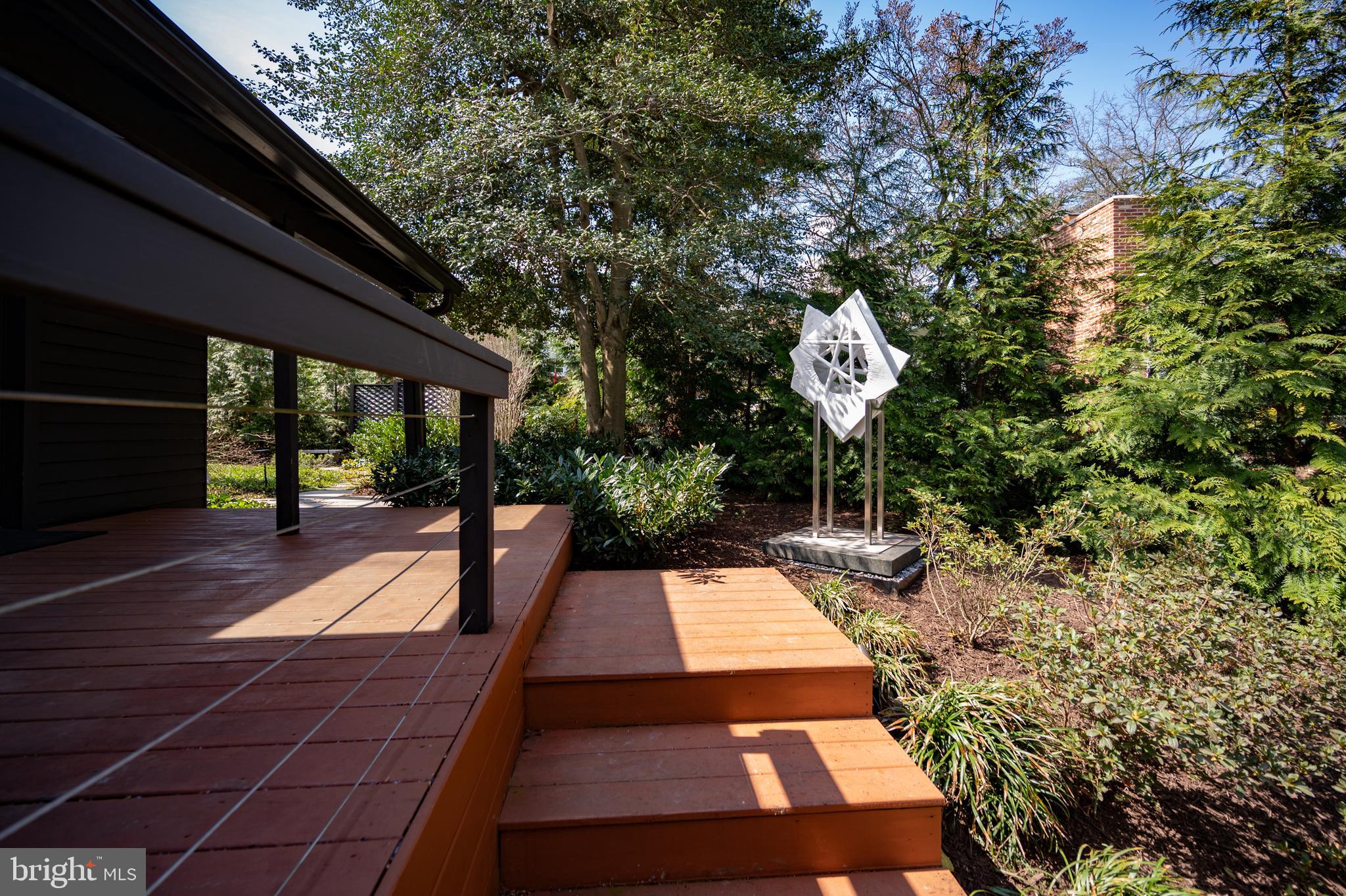 HOLLIN HILLS - Residential