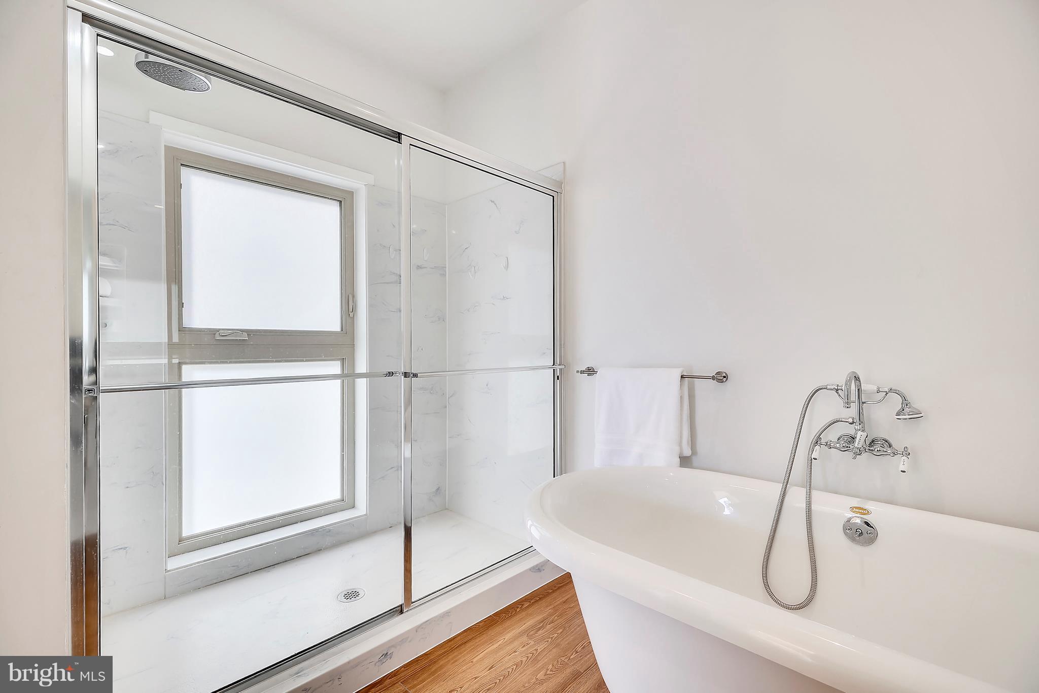 HAMPSHIRE HEIGHTS - Residential