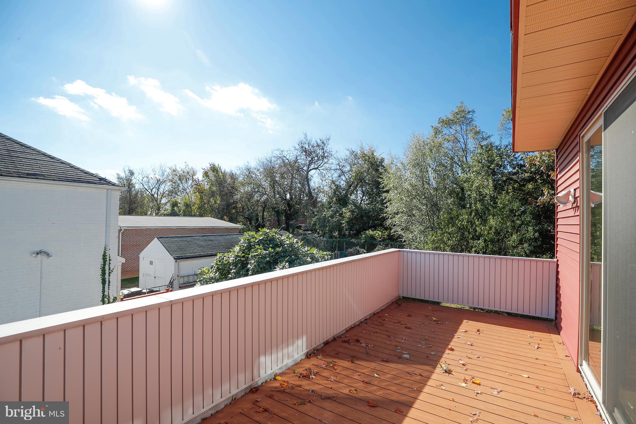 HAMPSHIRE HEIGHTS - Residential