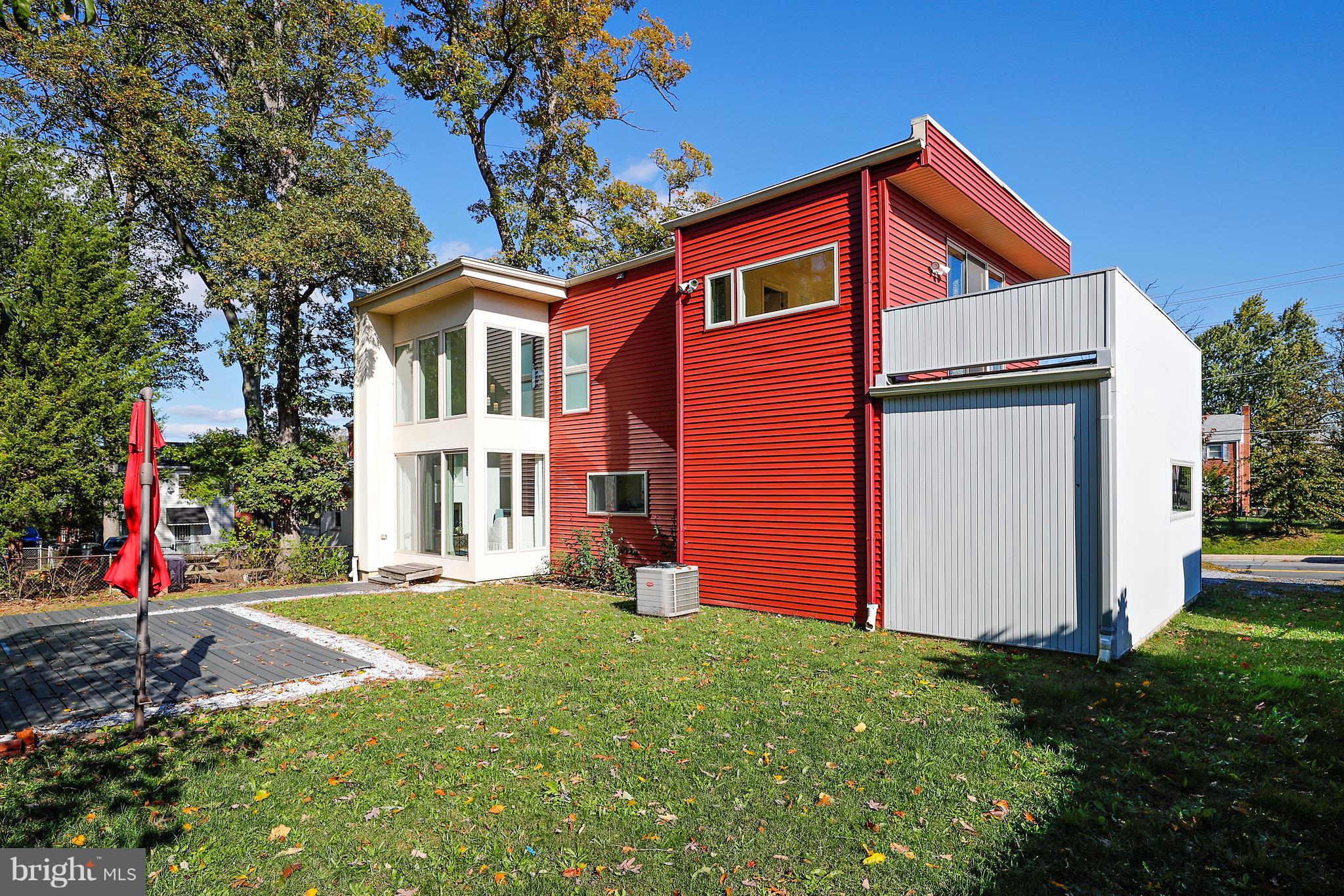 HAMPSHIRE HEIGHTS - Residential