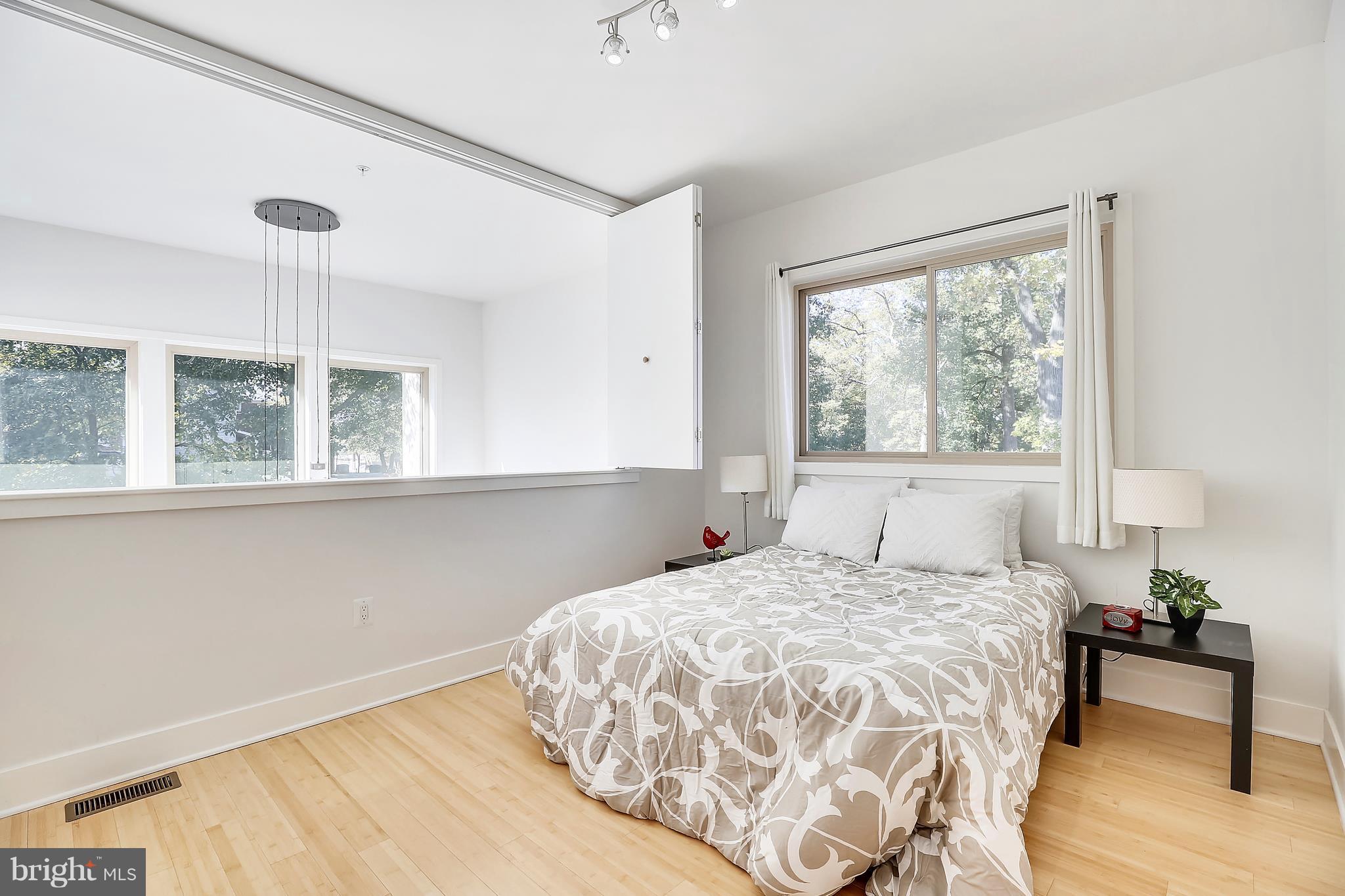 HAMPSHIRE HEIGHTS - Residential