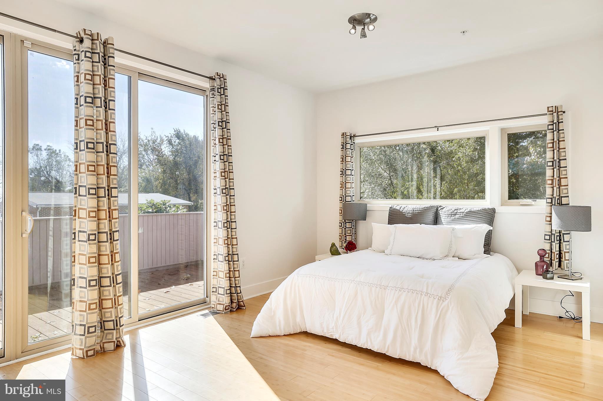 HAMPSHIRE HEIGHTS - Residential