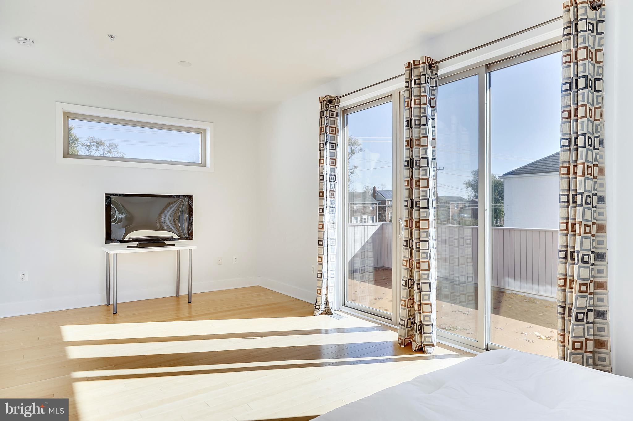 HAMPSHIRE HEIGHTS - Residential