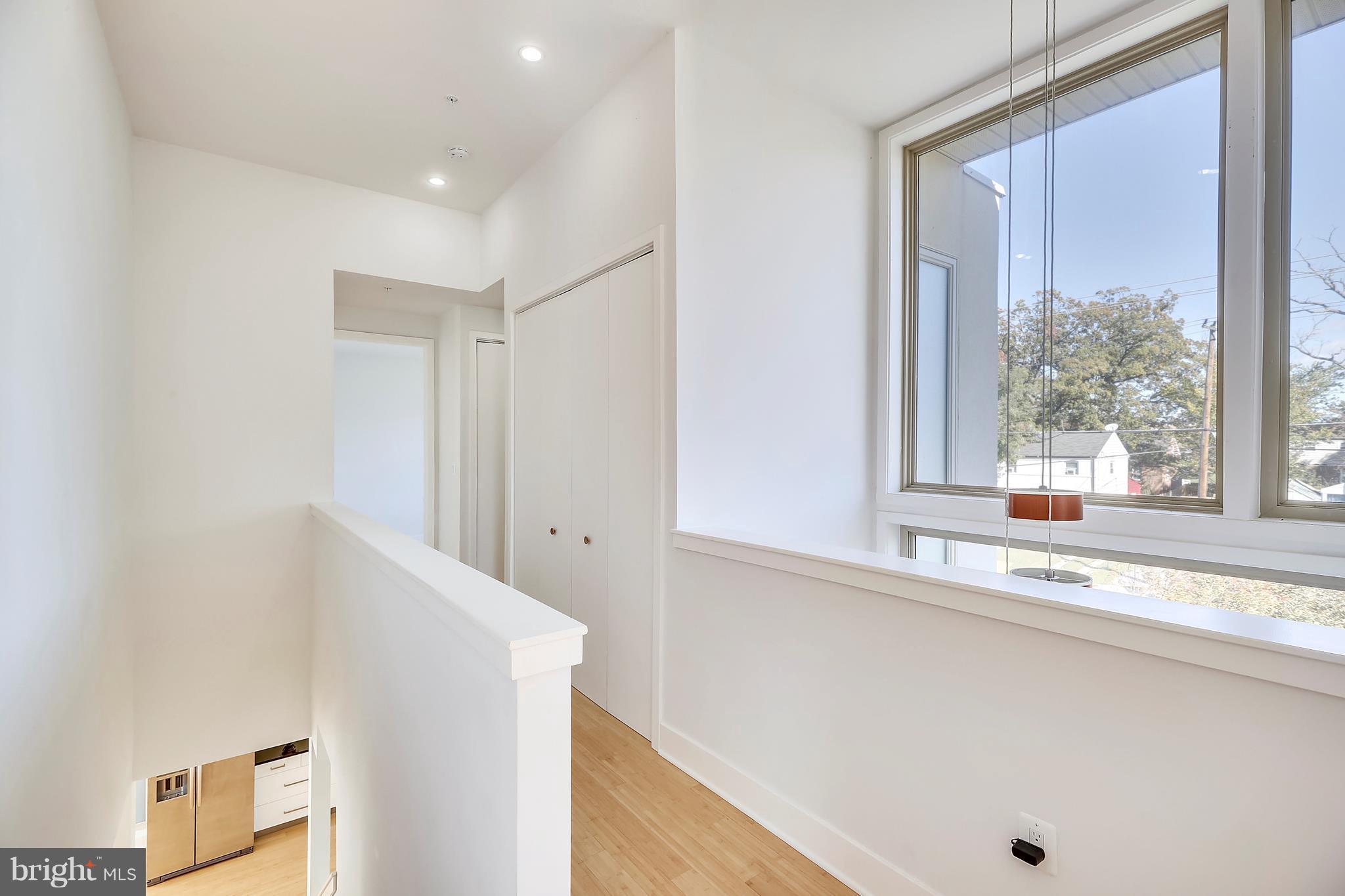 HAMPSHIRE HEIGHTS - Residential