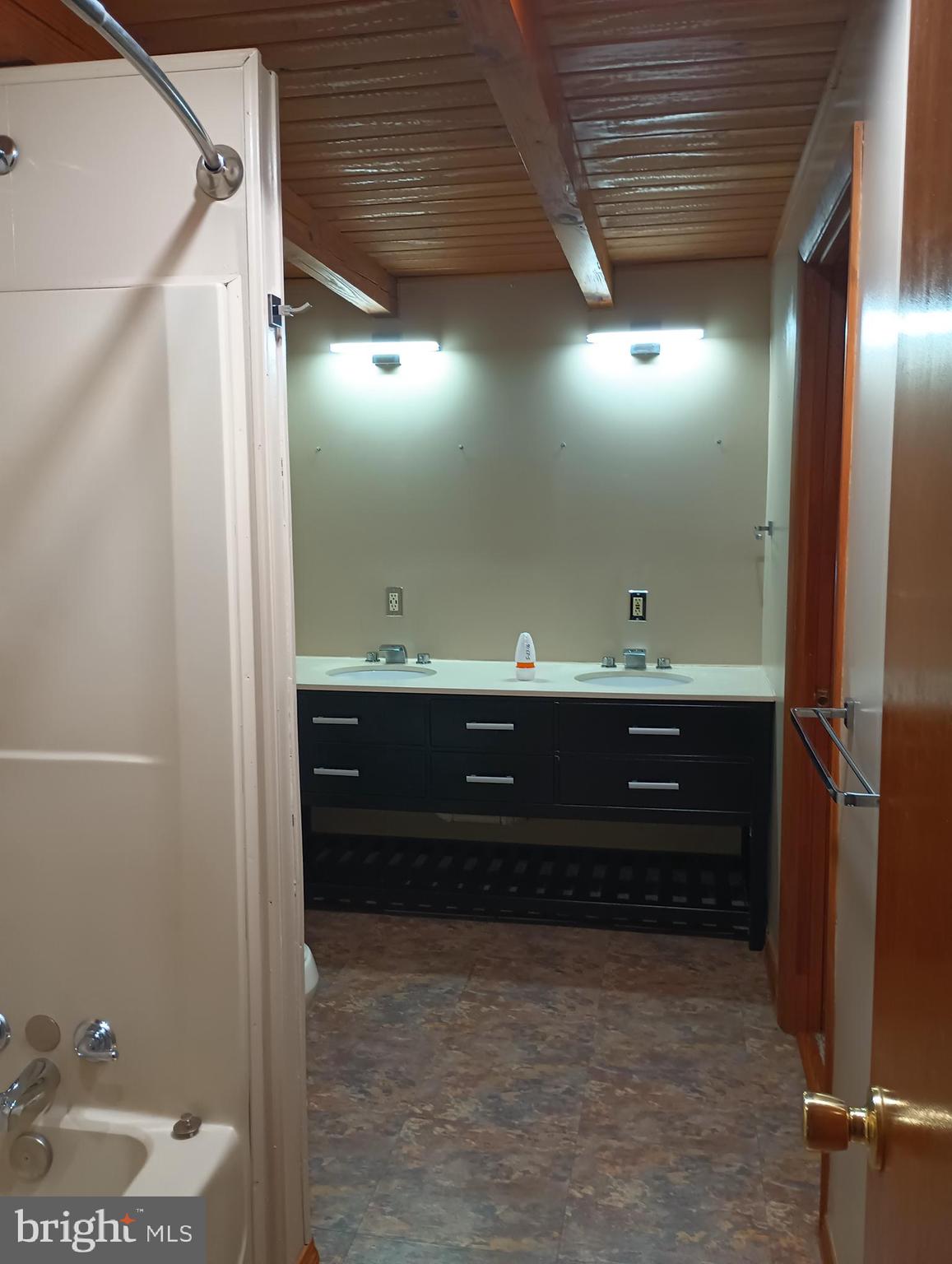 MOOREFIELD - Residential
