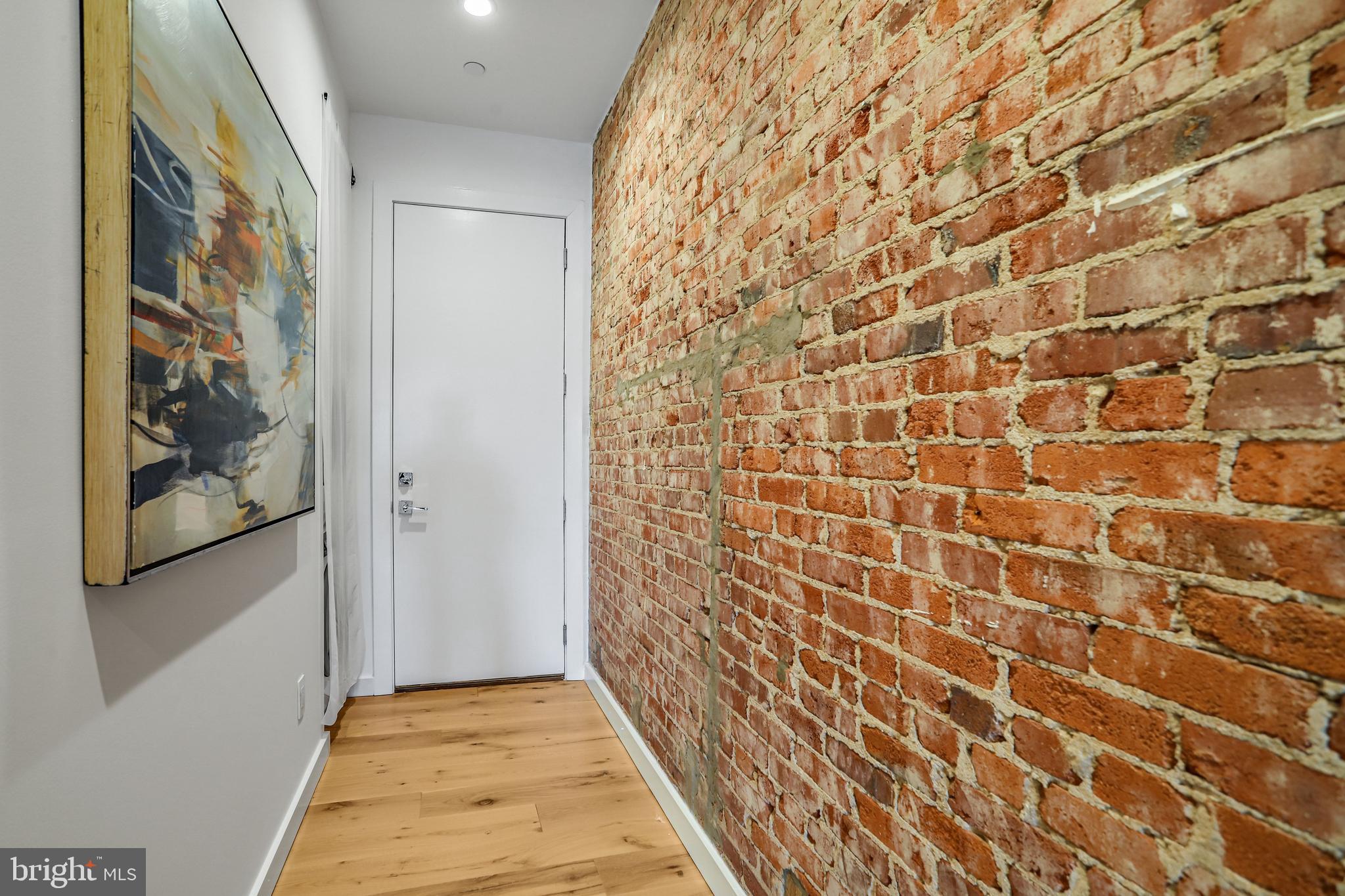 LOGAN CIRCLE - Residential