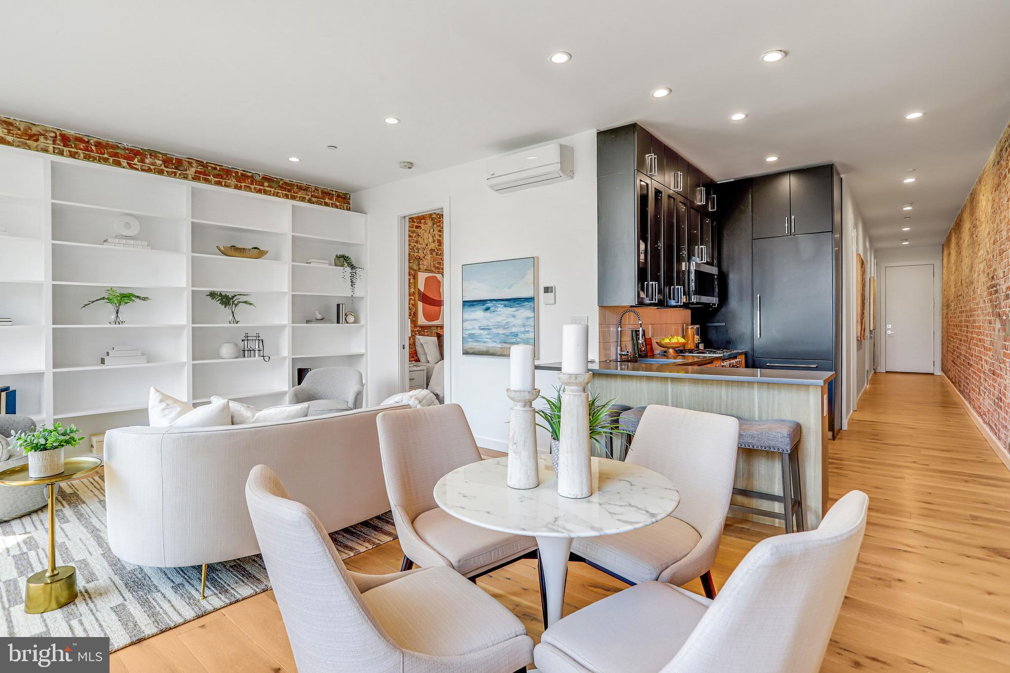 LOGAN CIRCLE - Residential