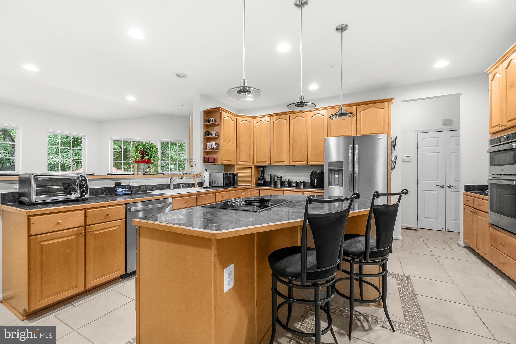 FARMINGTON WOODS - Residential