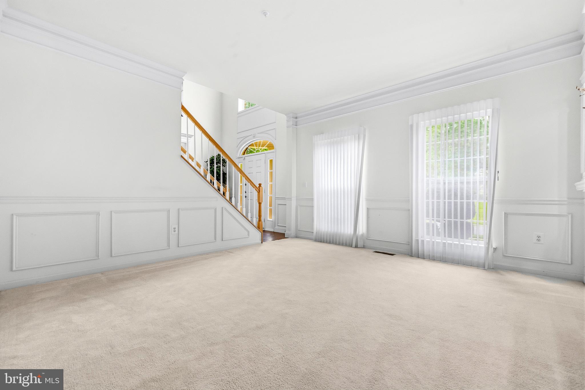 FARMINGTON WOODS - Residential