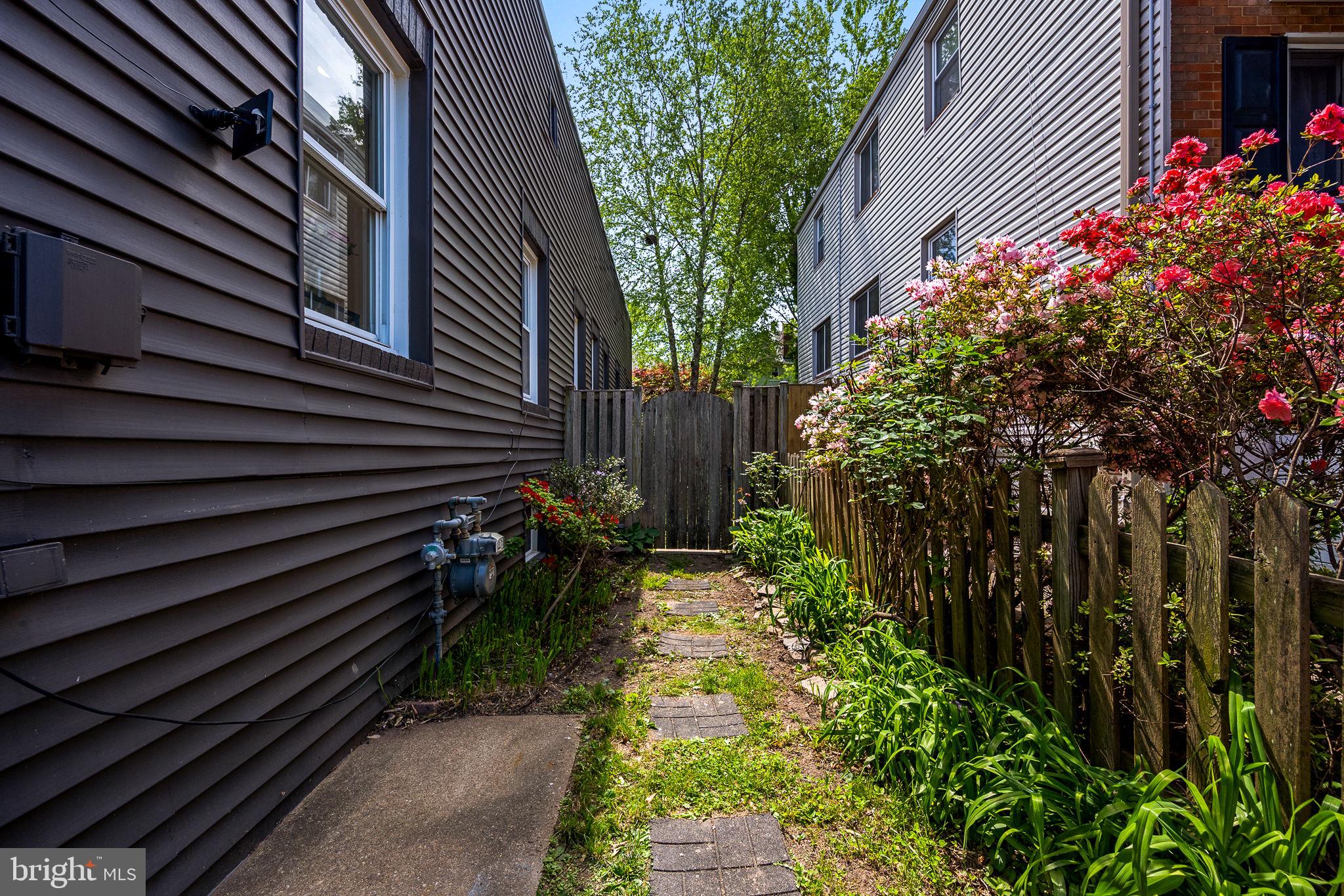 DEL RAY - Residential