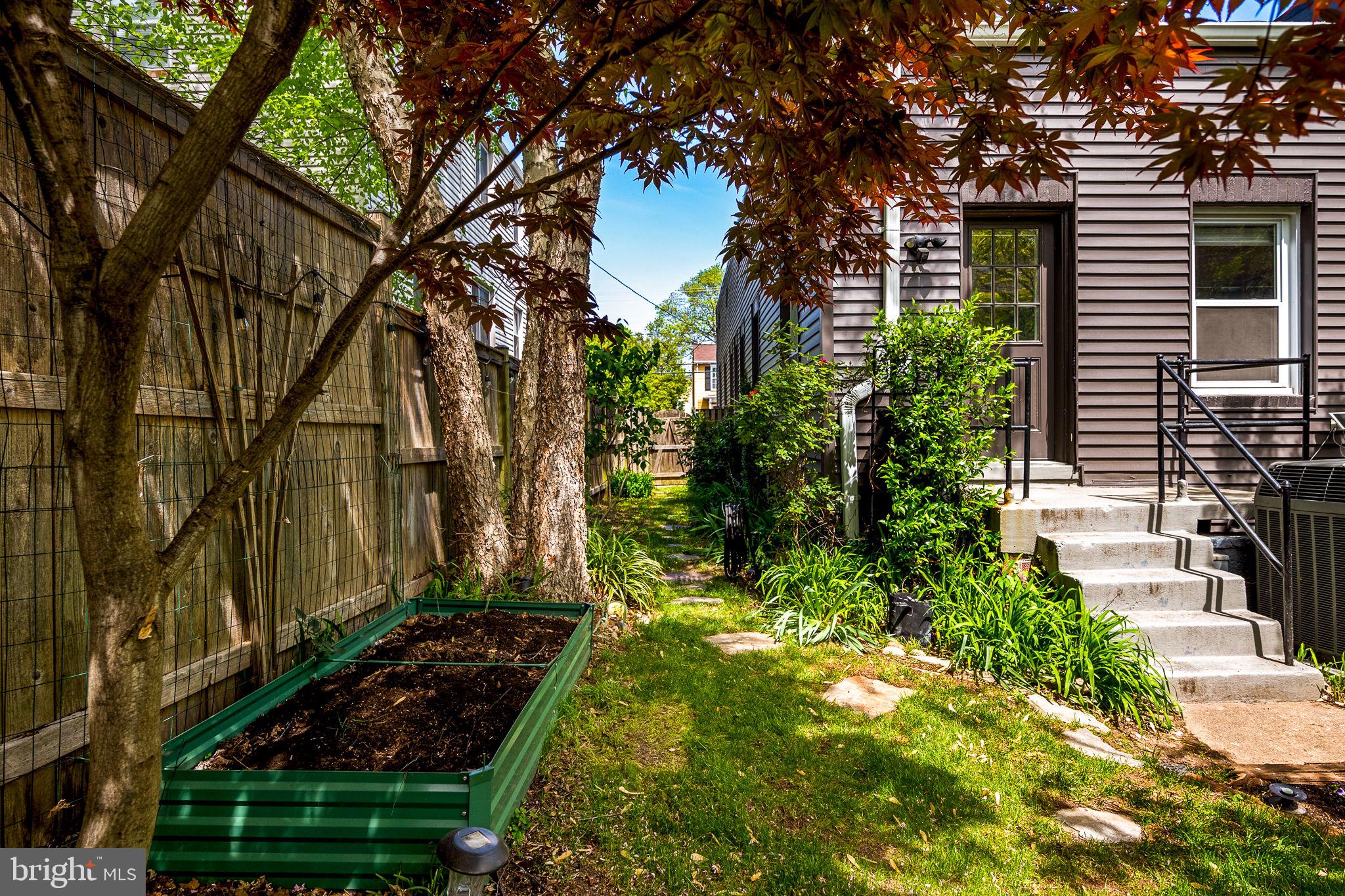 DEL RAY - Residential