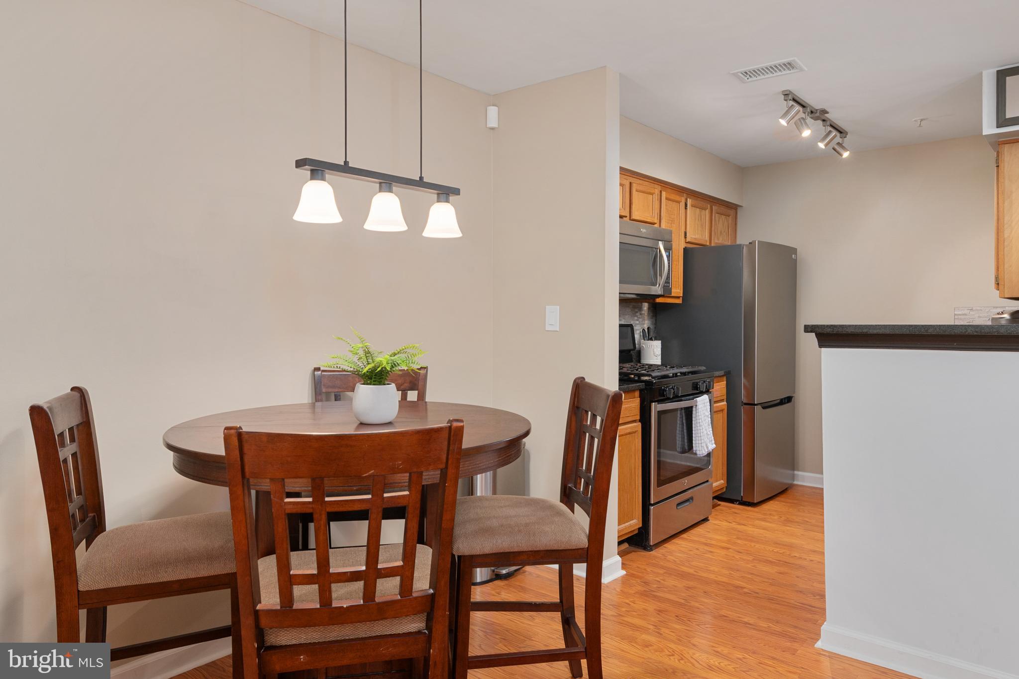 LARGO TOWN CENTER CONDOMINIUMS - Residential