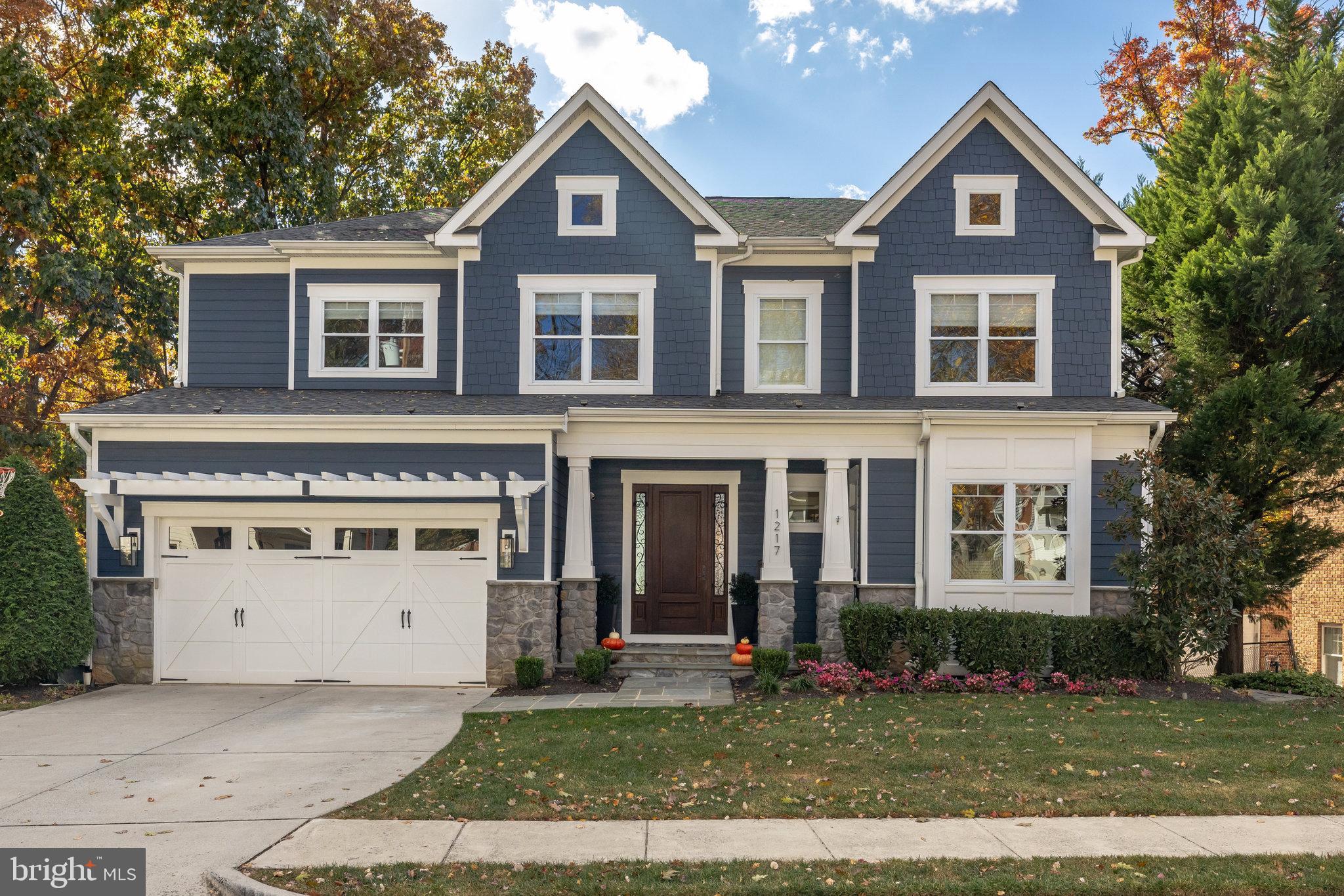 VIENNA WOODS - Residential