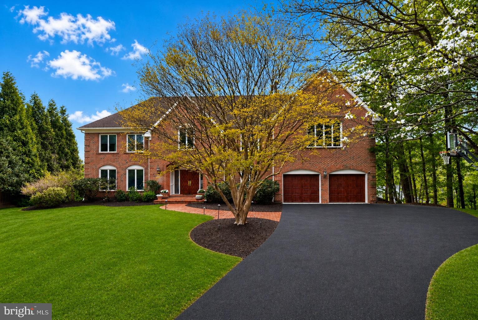 CHARRED OAK ESTATES - Residential