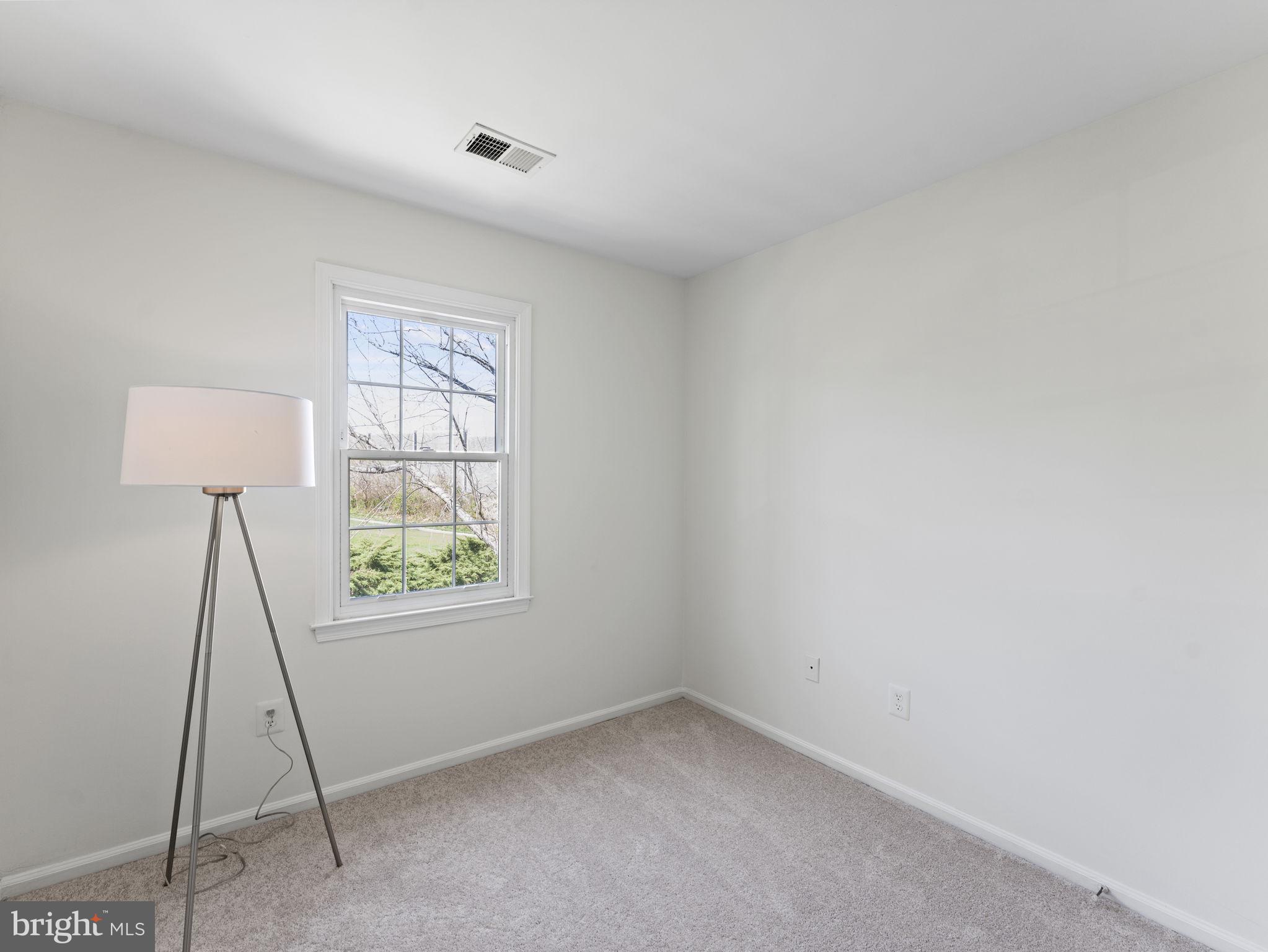 DUNN LORING VILLAGE - Residential