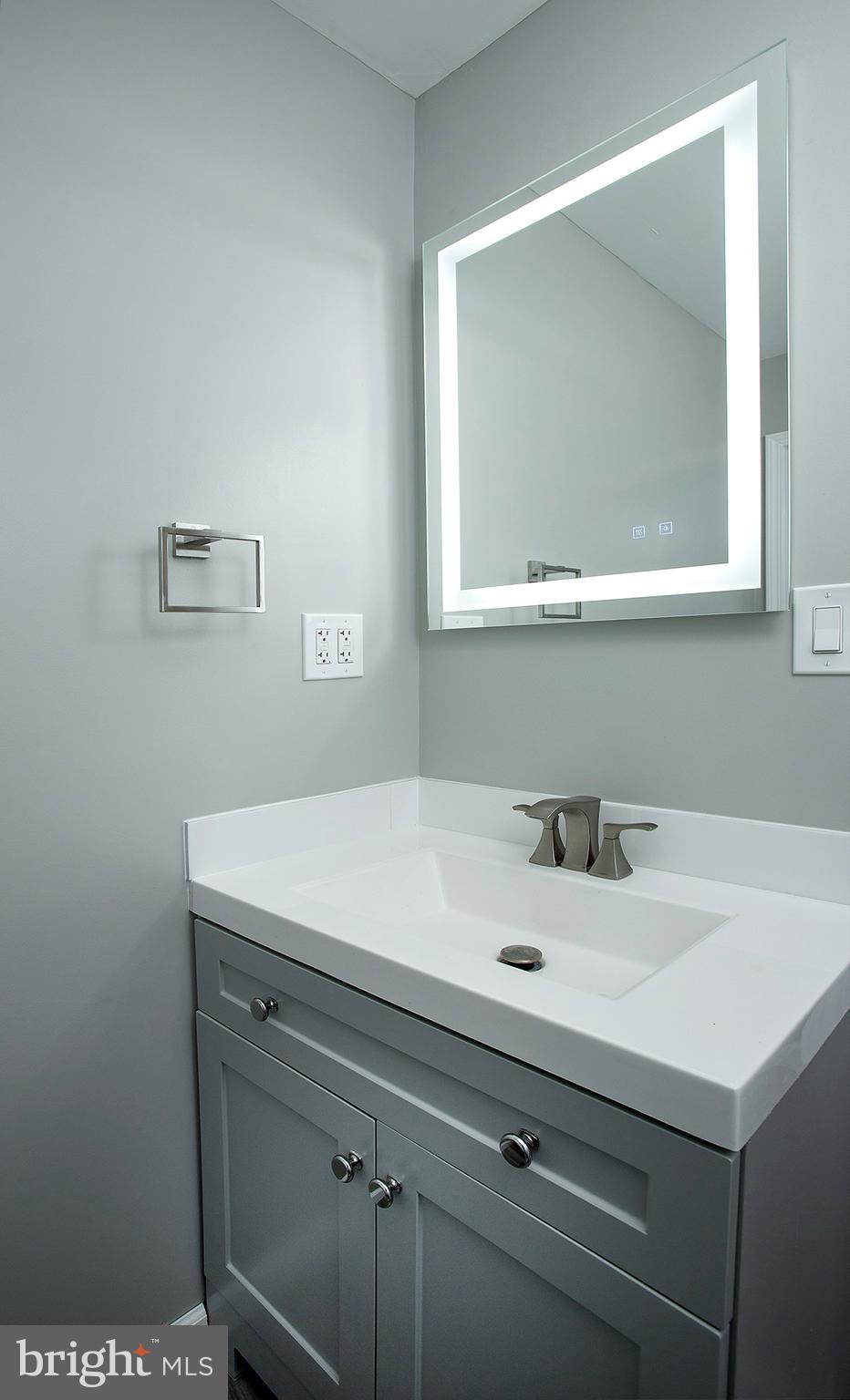 DERRY TOWNSHIP - Residential Lease