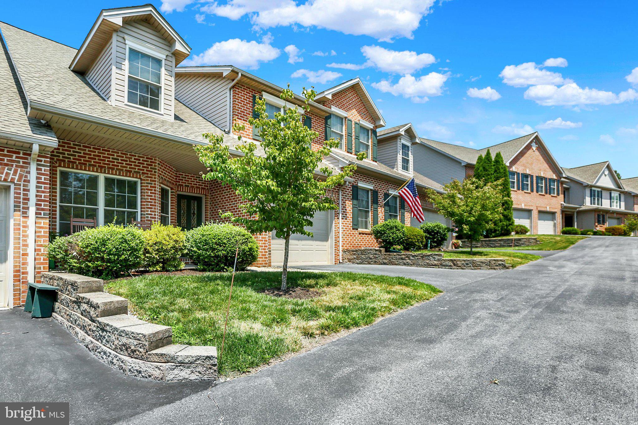 OLDE ORCHARD HILL - Residential