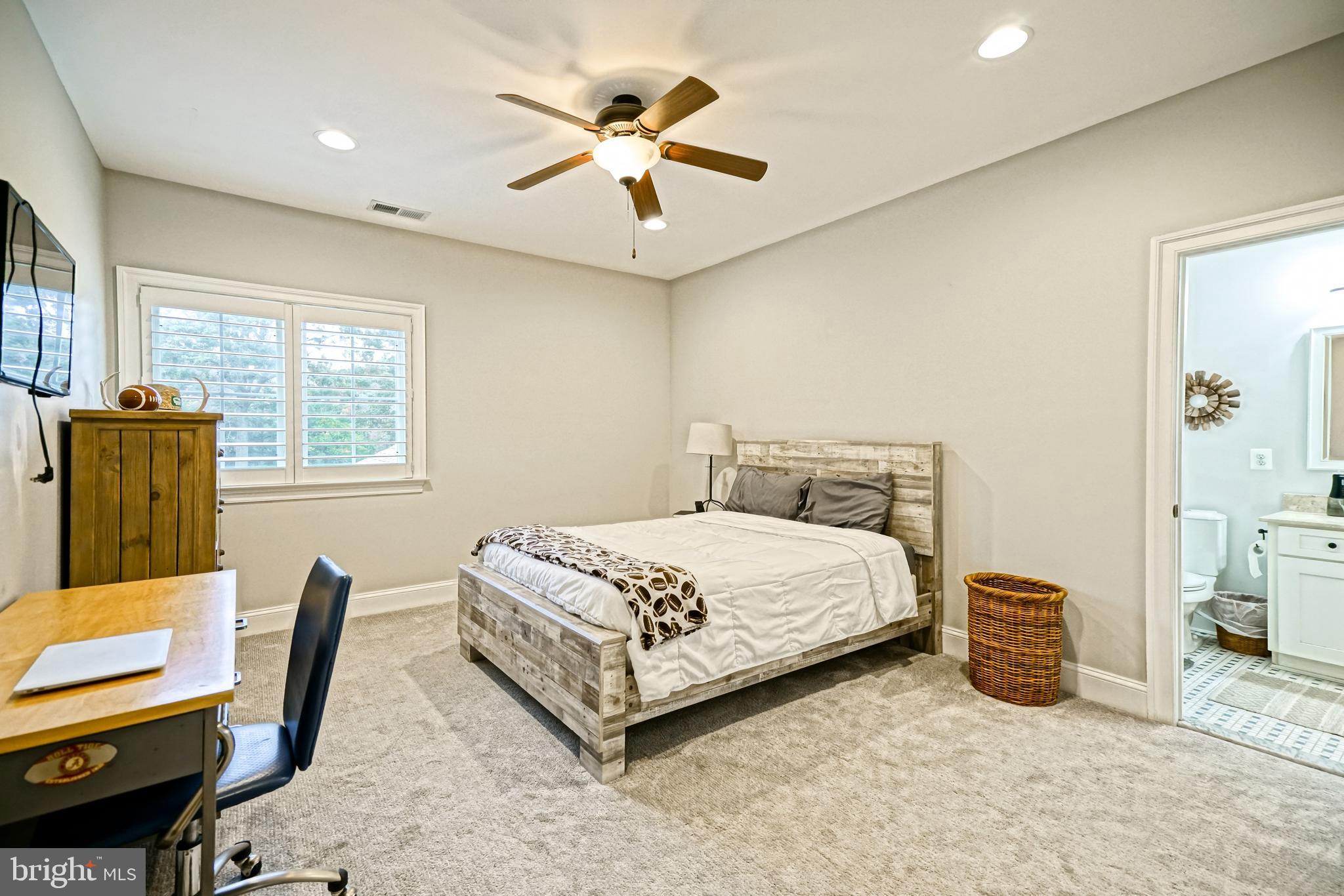 HAWKSEYE - Residential