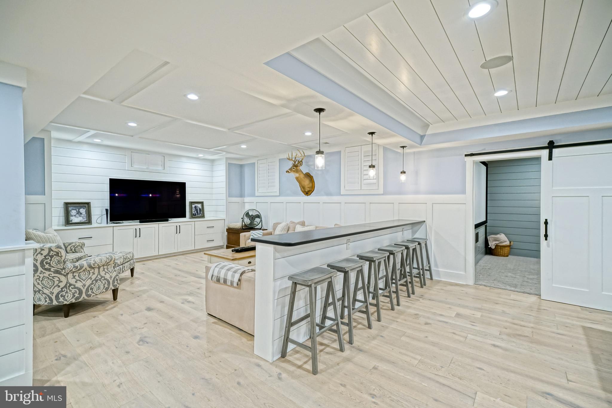 HAWKSEYE - Residential