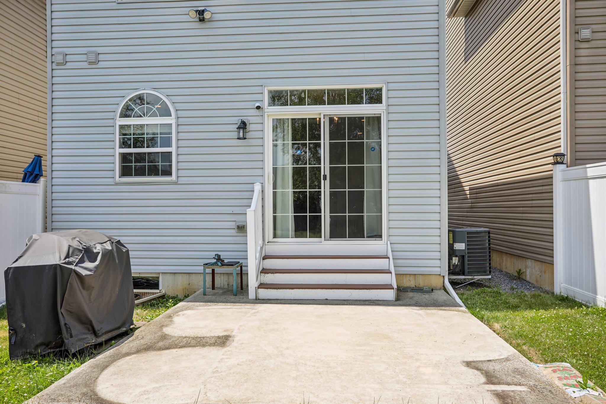 SULLIVAN TRIAIL I - Residential
