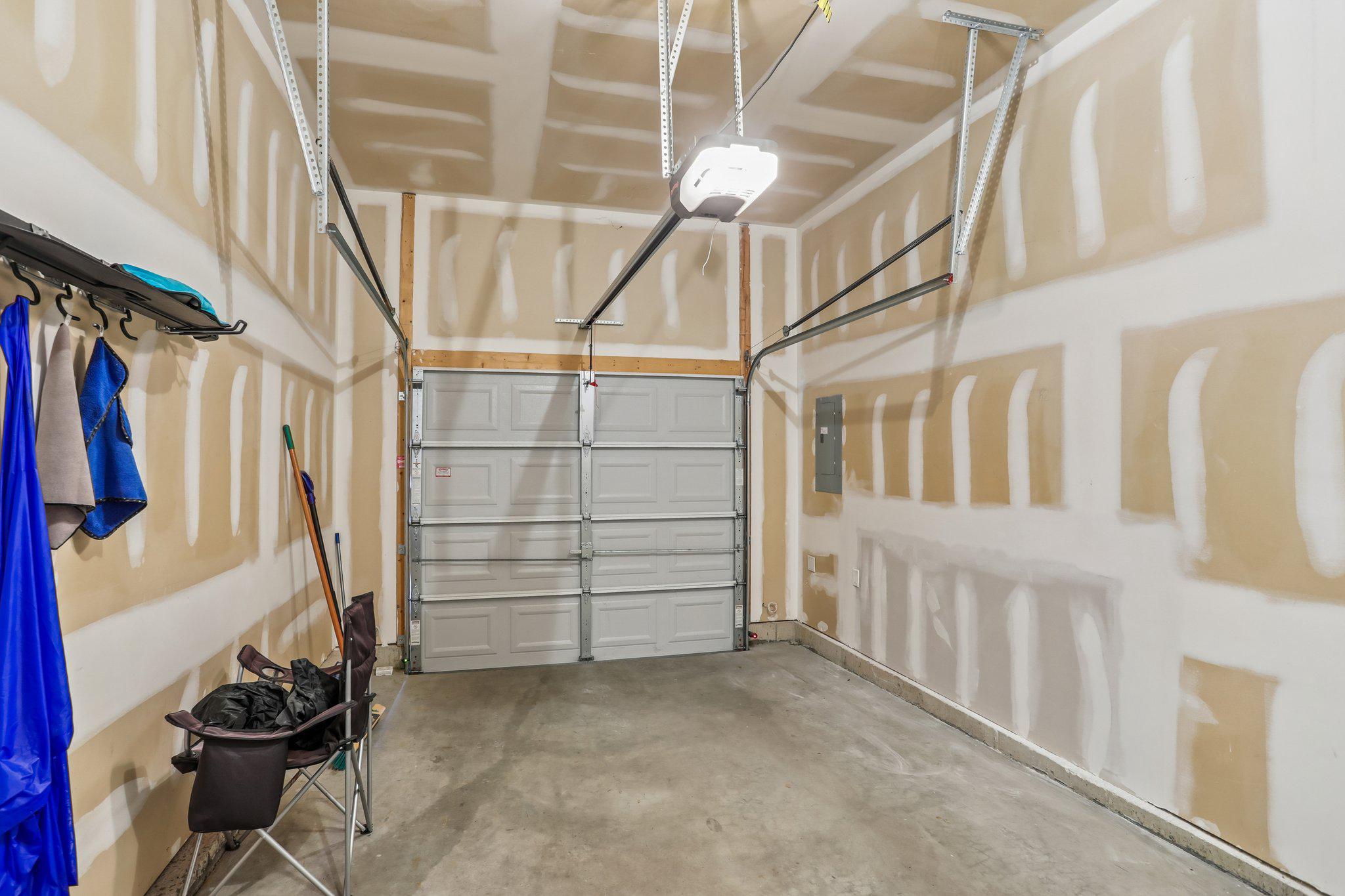SULLIVAN TRIAIL I - Residential