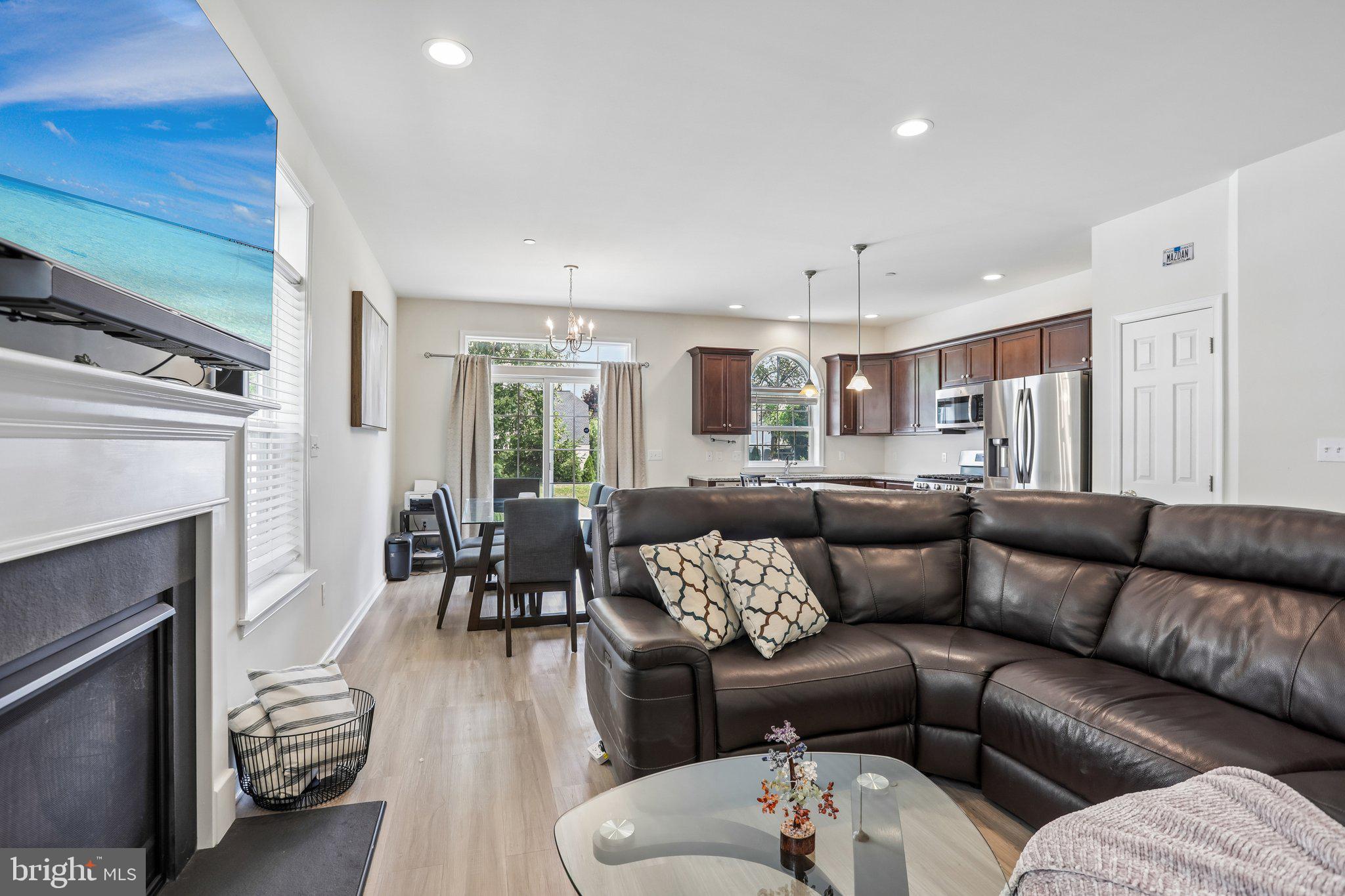 SULLIVAN TRIAIL I - Residential